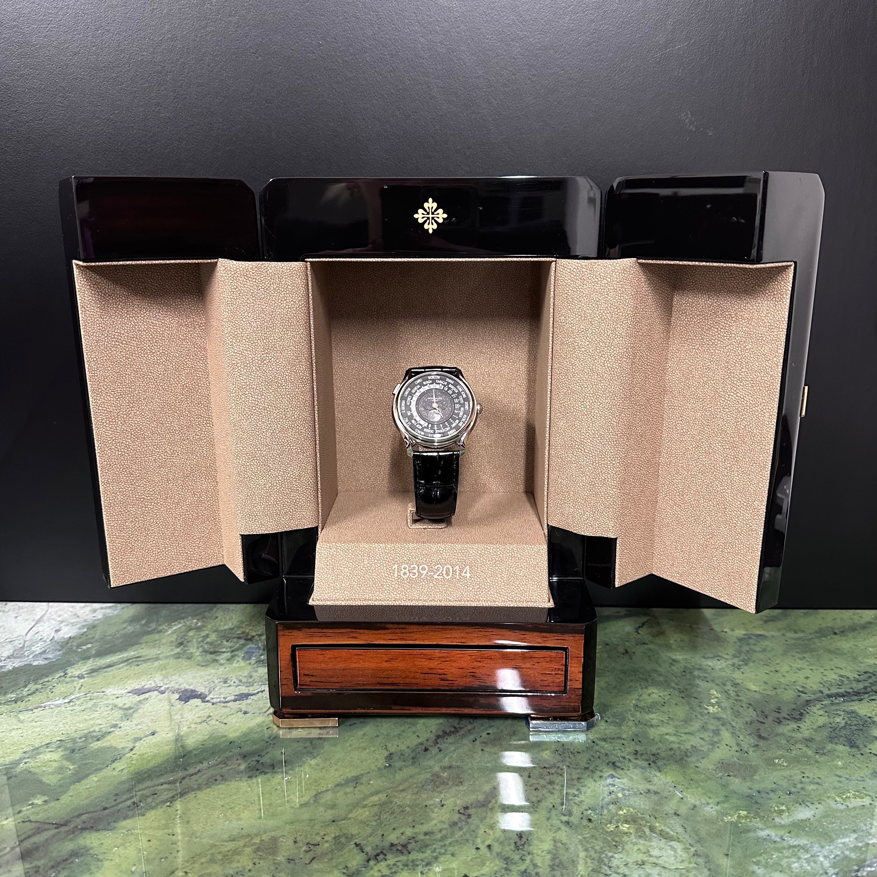 Patek Philippe World Time Anniversary 175th REF. 5575G-001