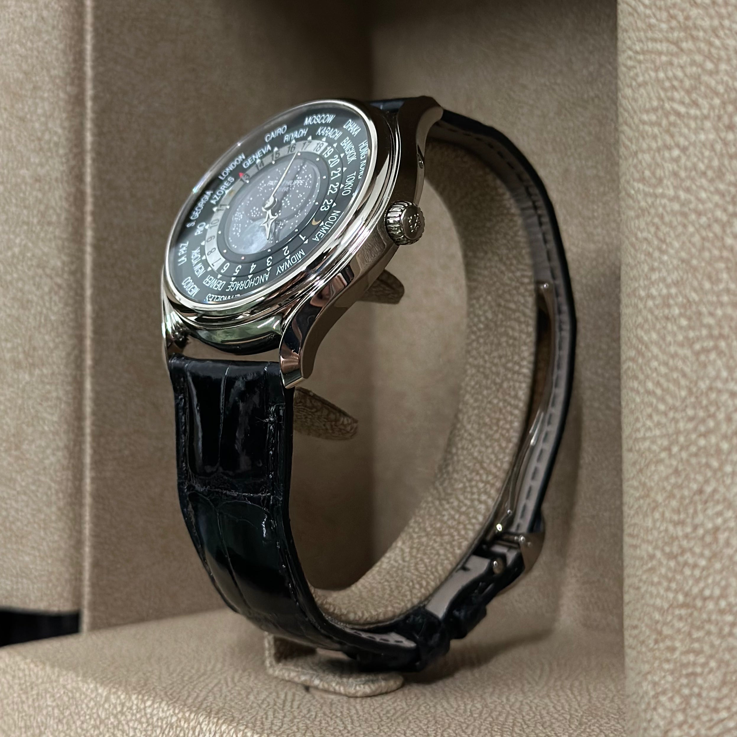 Patek Philippe World Time Anniversary 175th REF. 5575G-001