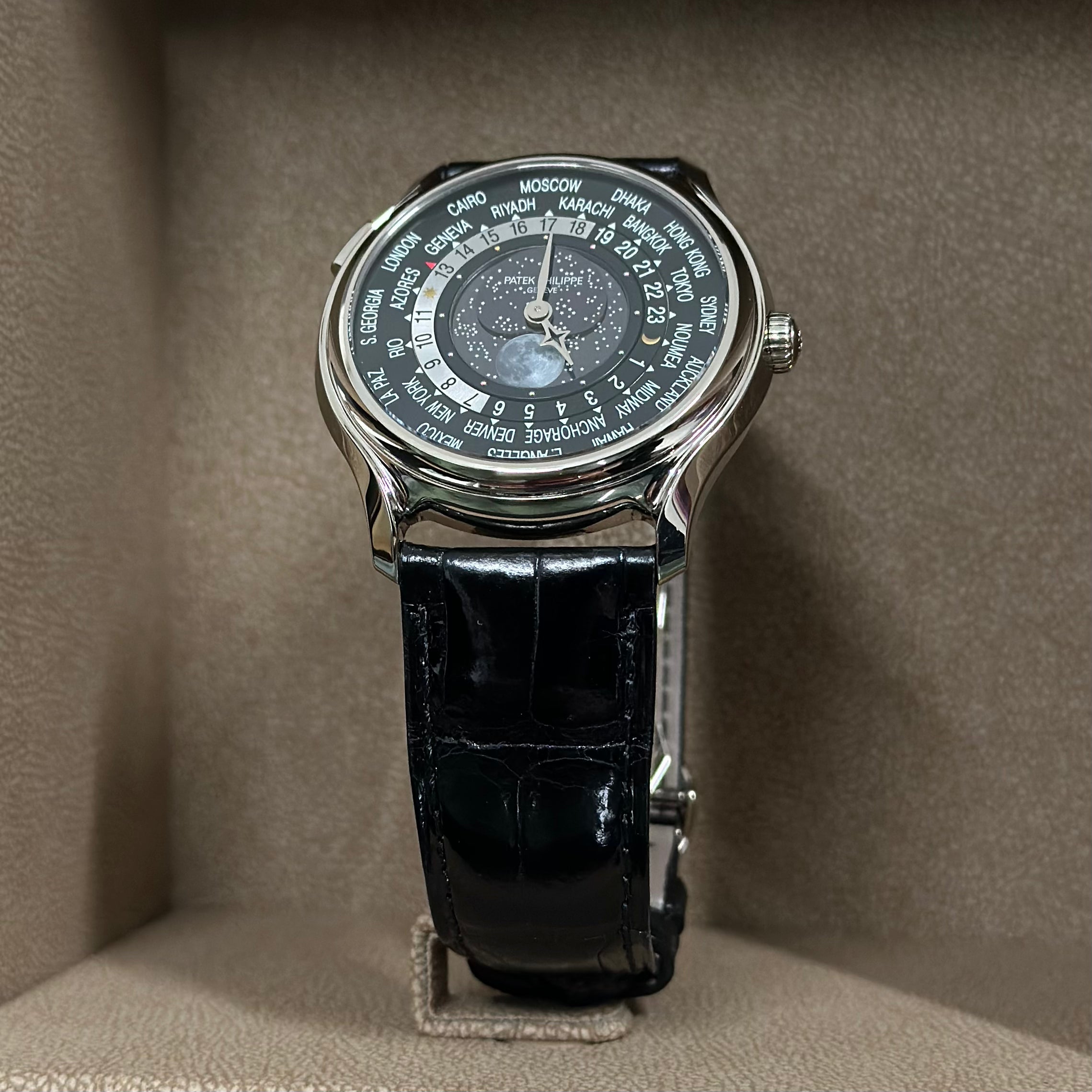 Patek Philippe World Time Anniversary 175th REF. 5575G-001