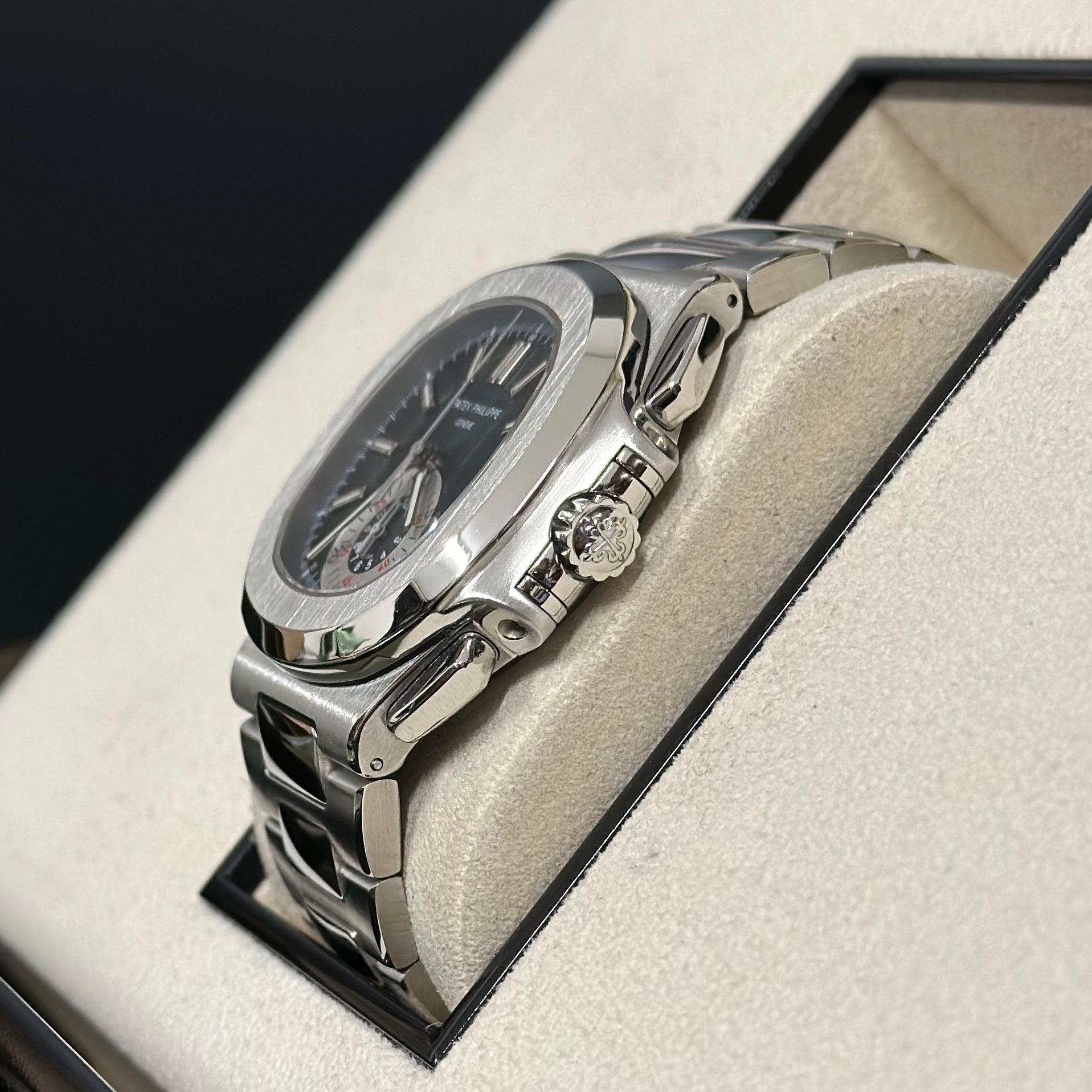 Patek Philippe Nautilus REF. 5980/1A-001