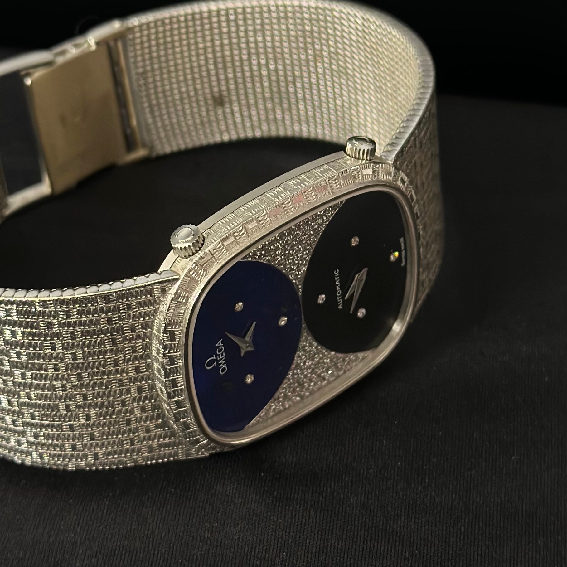 Omega Classic Vintage Day&night