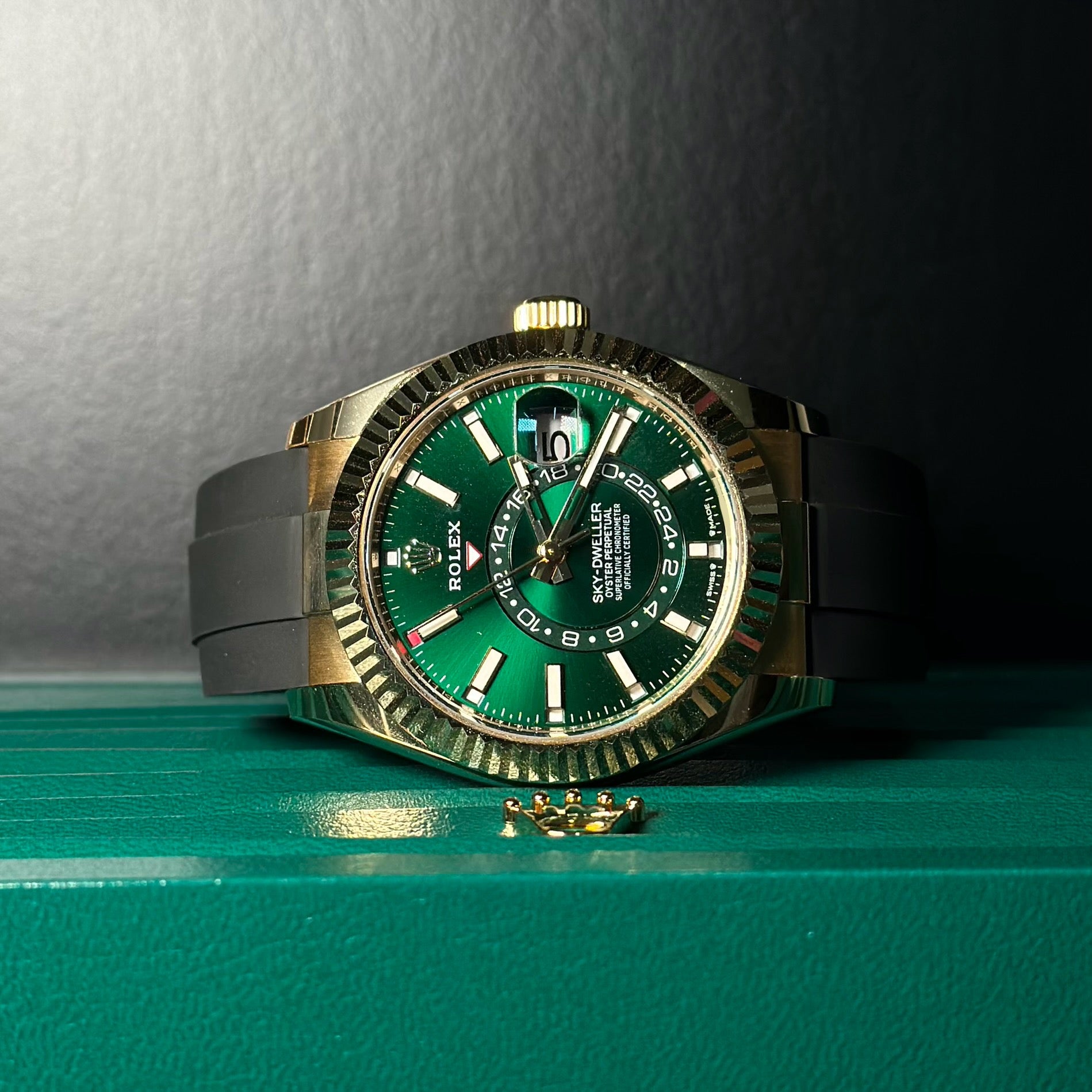 Rolex Sky-Dweller REF. 336238