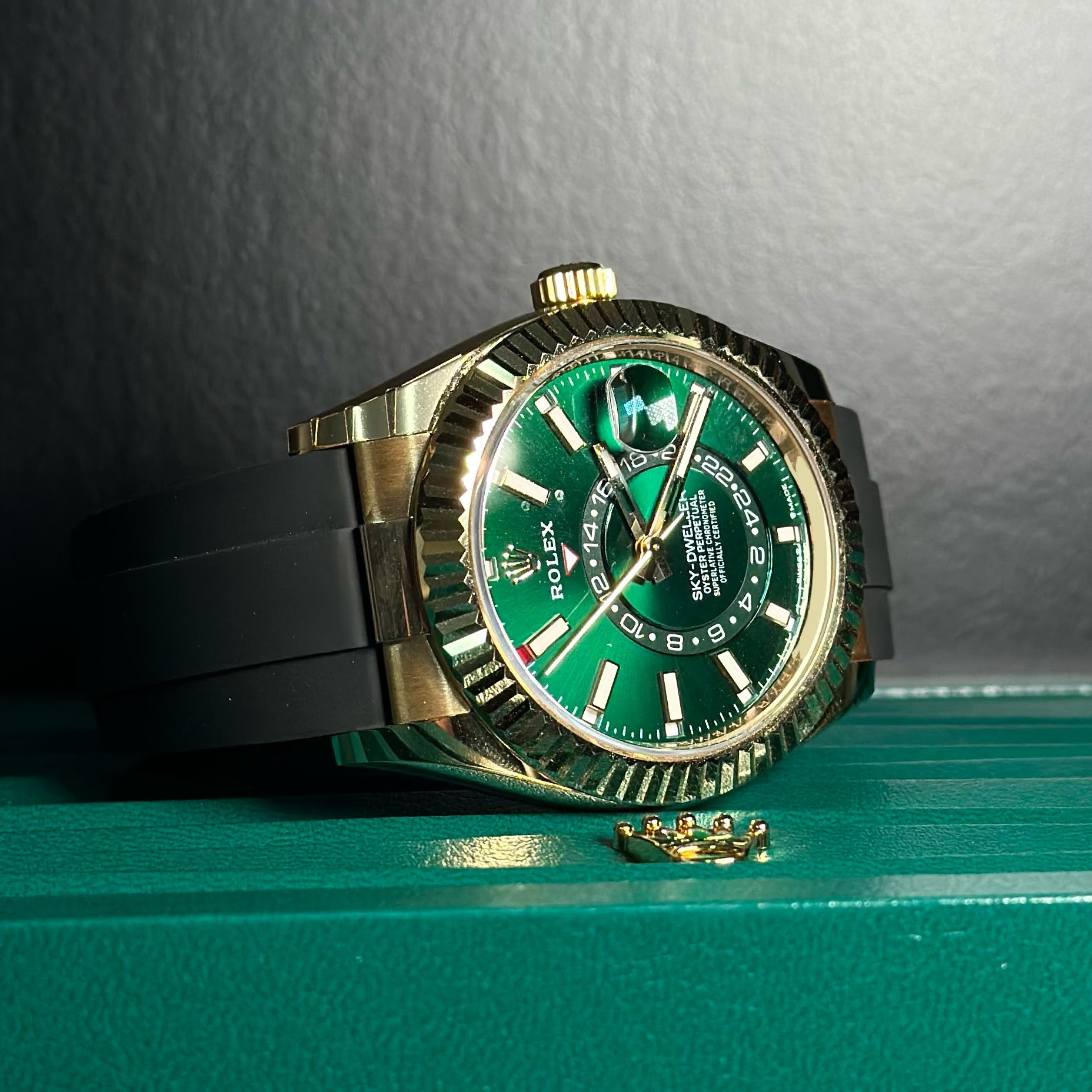 Rolex Sky-Dweller REF. 336238