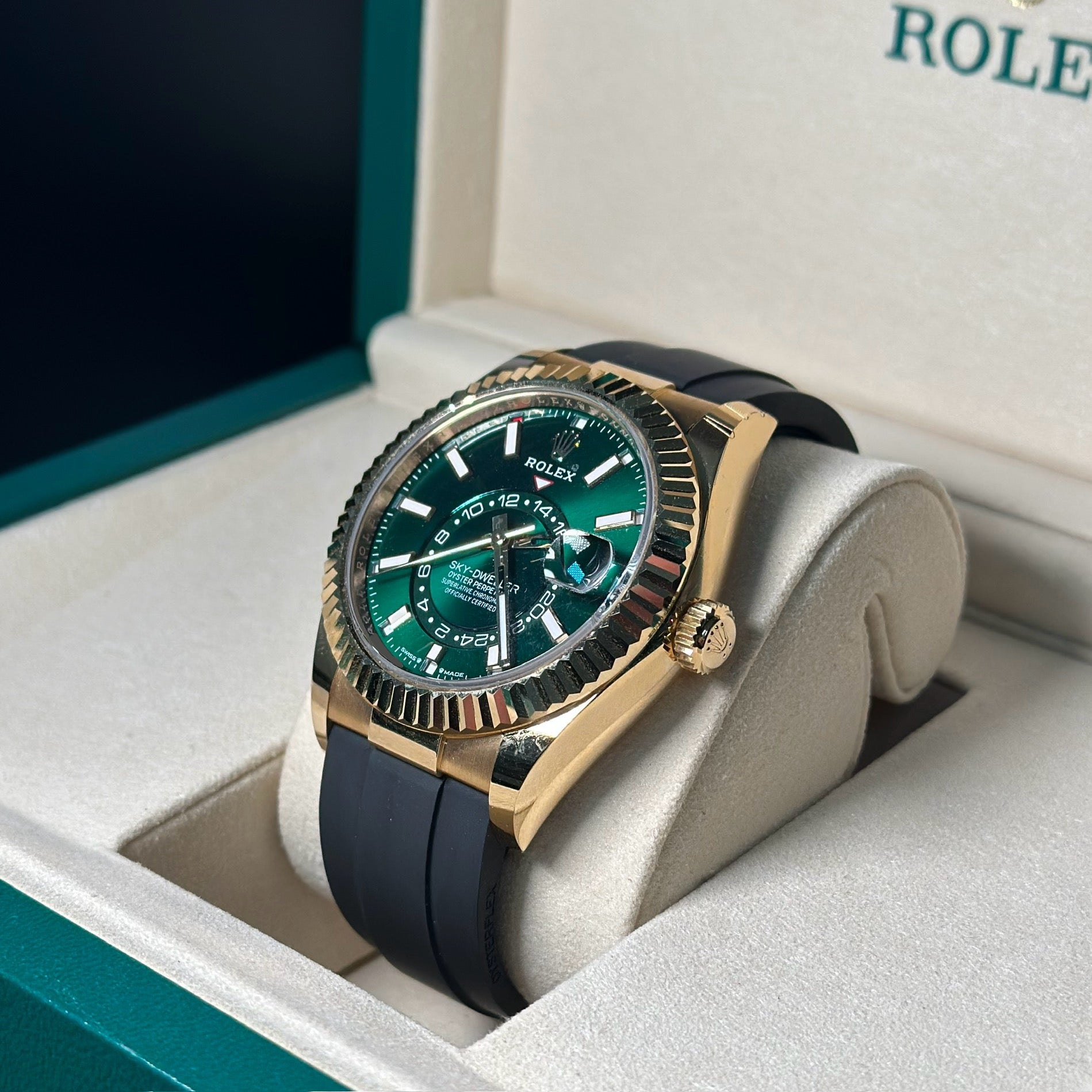 Rolex Sky-Dweller REF. 336238