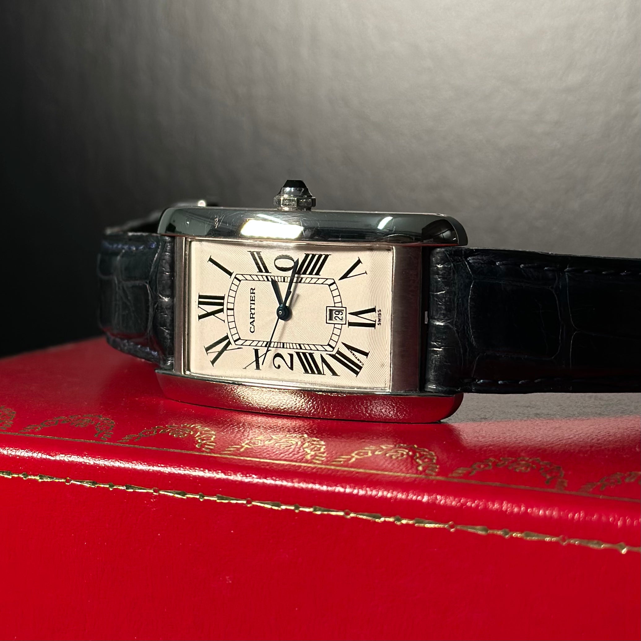 1741 Cartier Tank Américaine REF. 1741 – Nautilus Watches