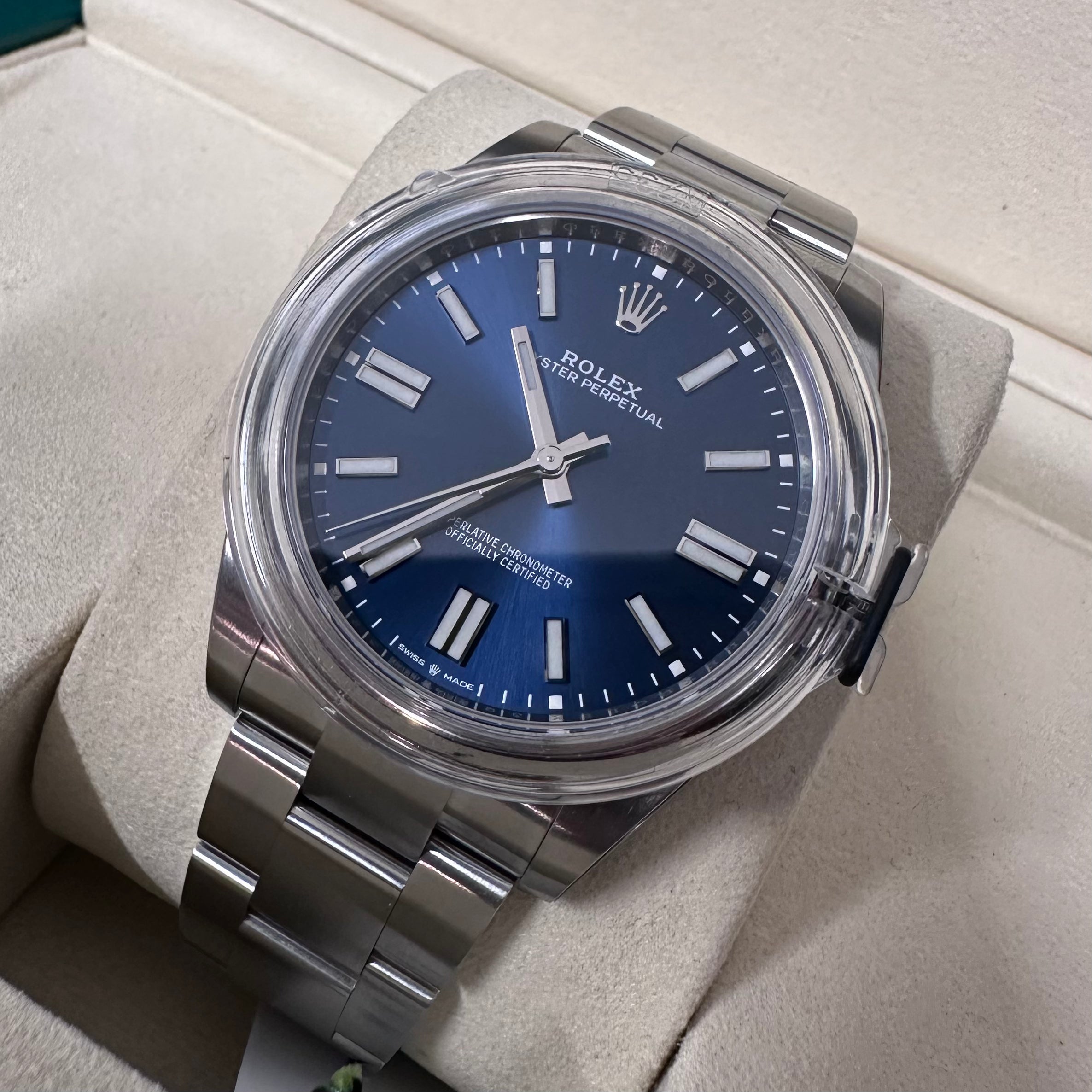 Rolex Oyster Perpetual 41 REF. 124300