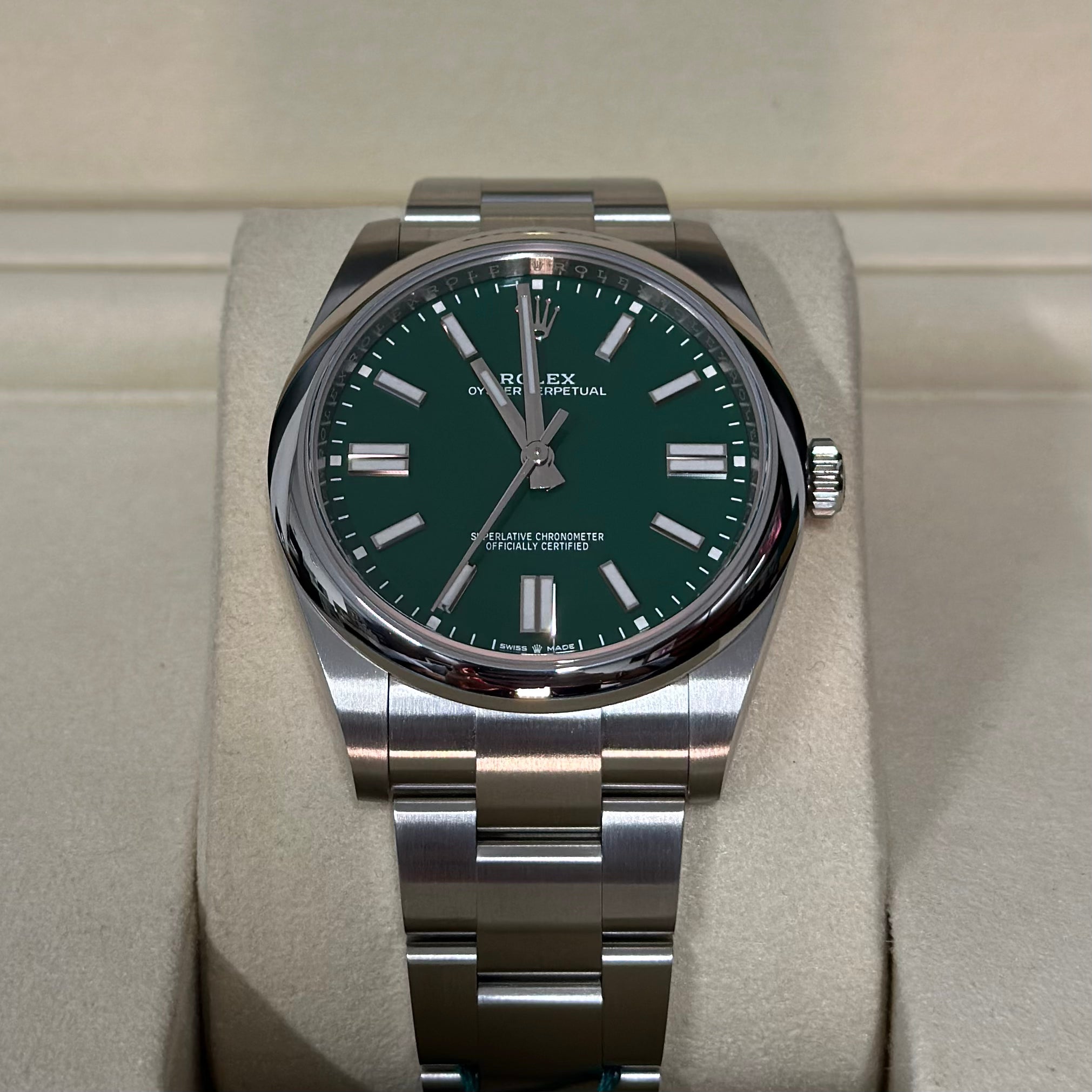 Rolex Oyster Perpetual 41 REF. 124300
