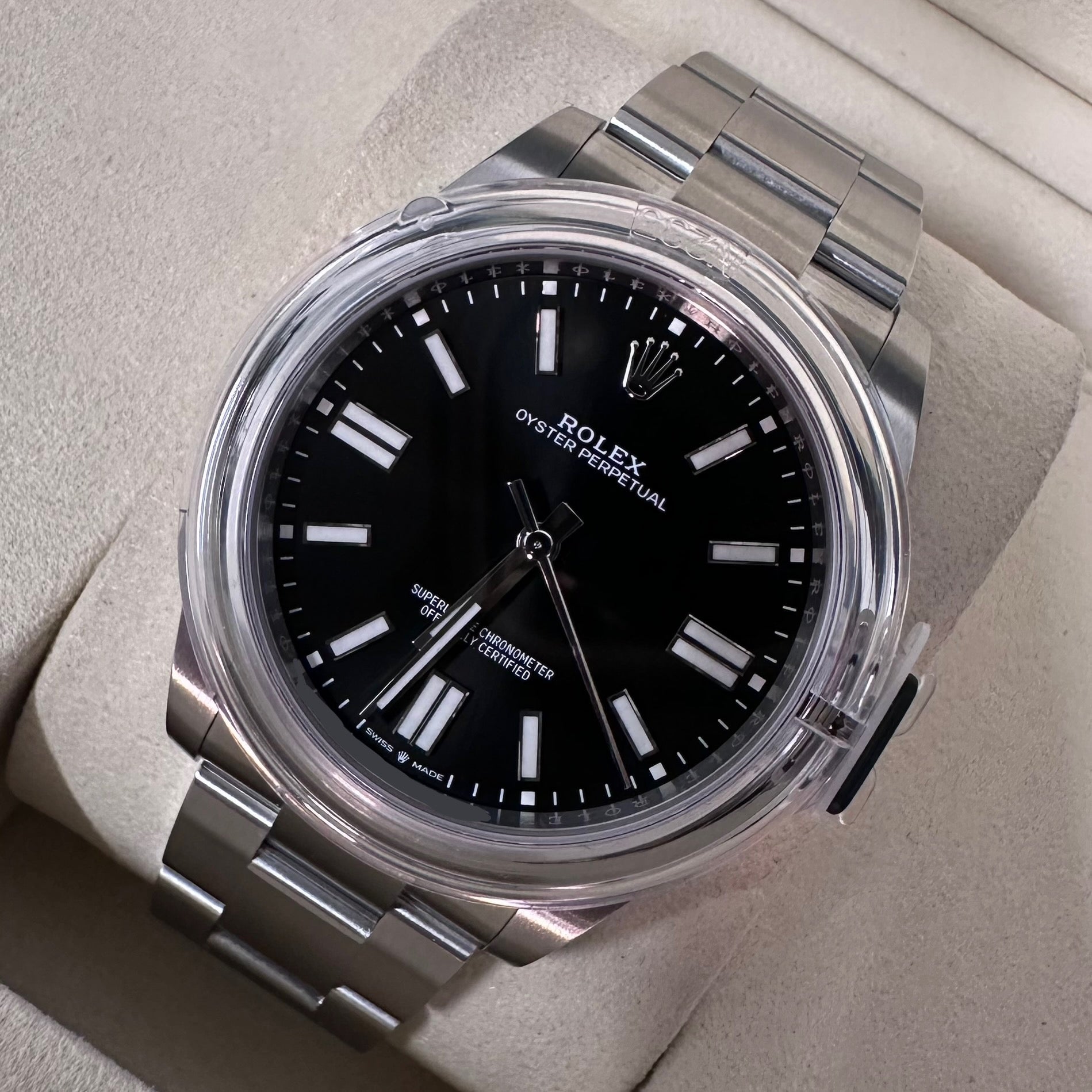 Rolex Oyster Perpetual 41 REF. 124300