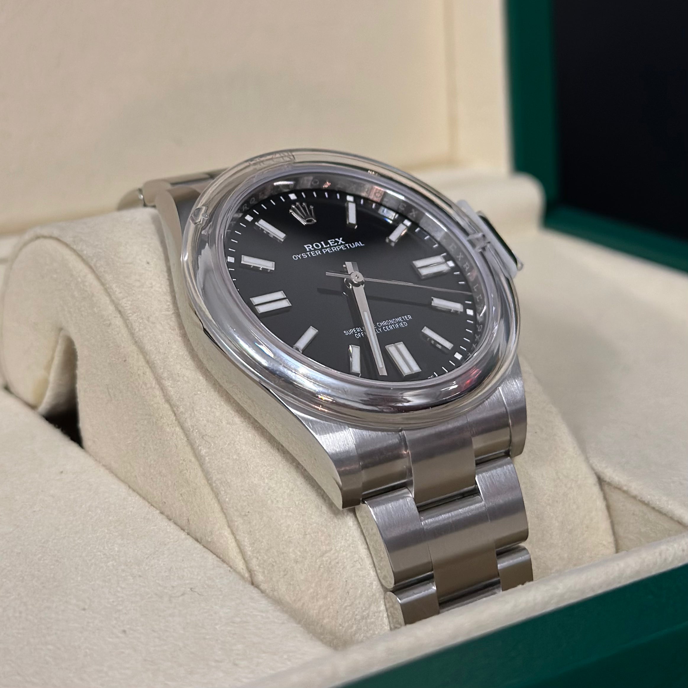 Rolex Oyster Perpetual 41 REF. 124300