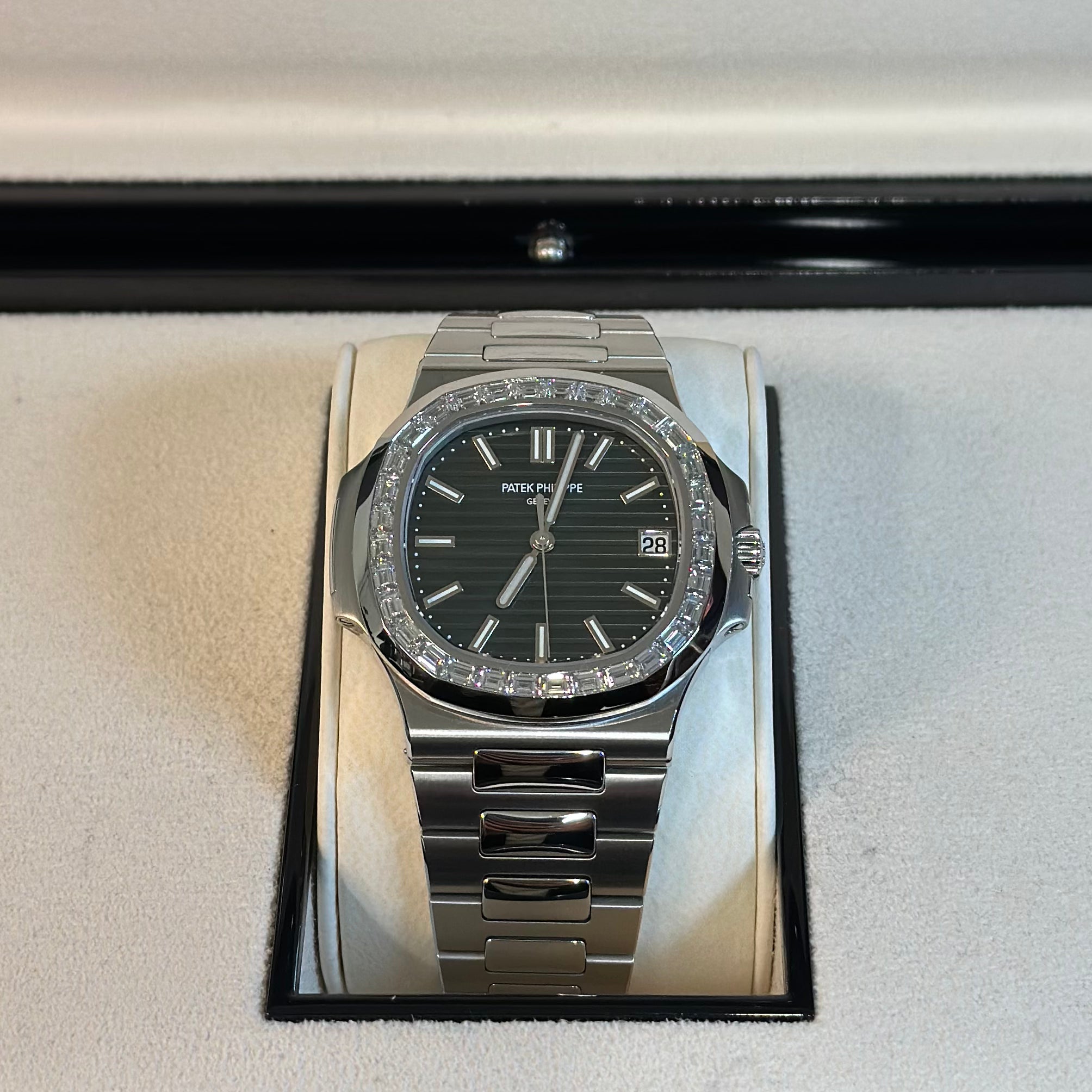 Patek Philippe Nautilus REF. 5711/1300A-001