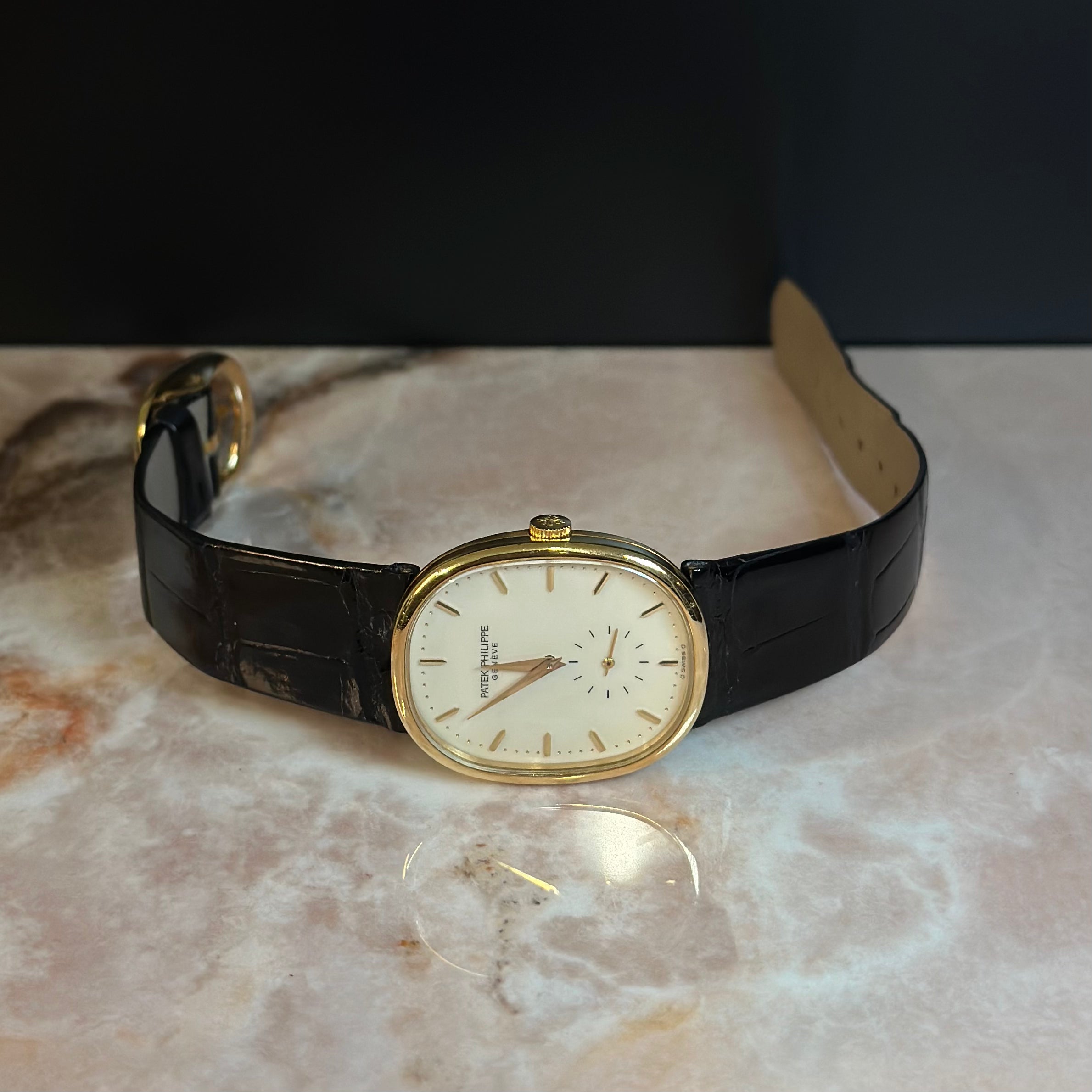 Patek Philippe Golden Ellipse REF. 3948