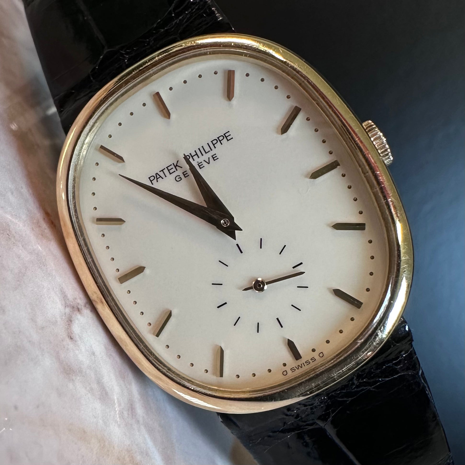 Patek Philippe Golden Ellipse REF. 3948