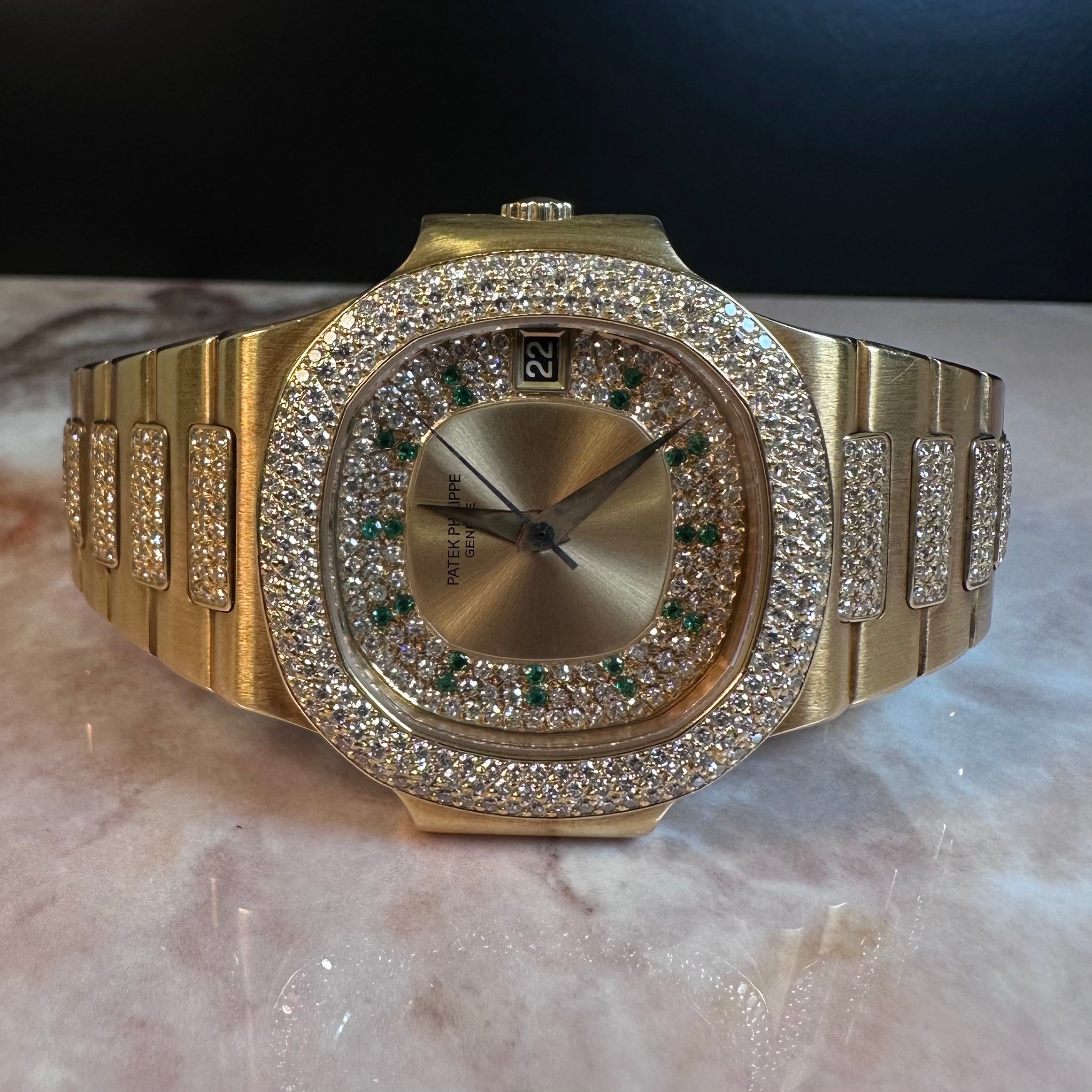 Patek Philippe Nautilus REF. 3800/105