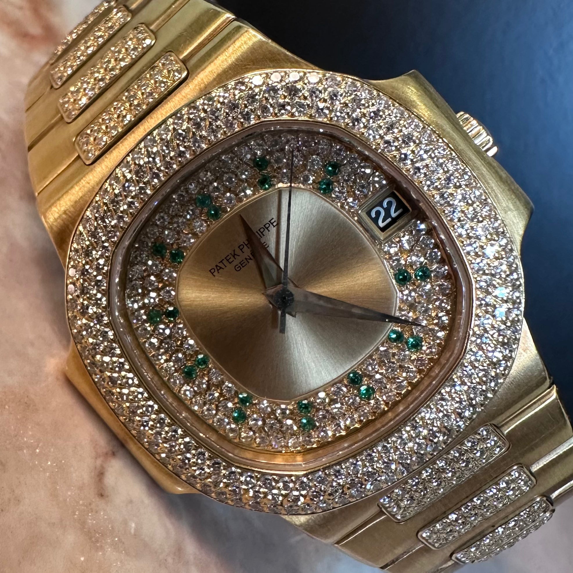 Patek Philippe Nautilus REF. 3800/105