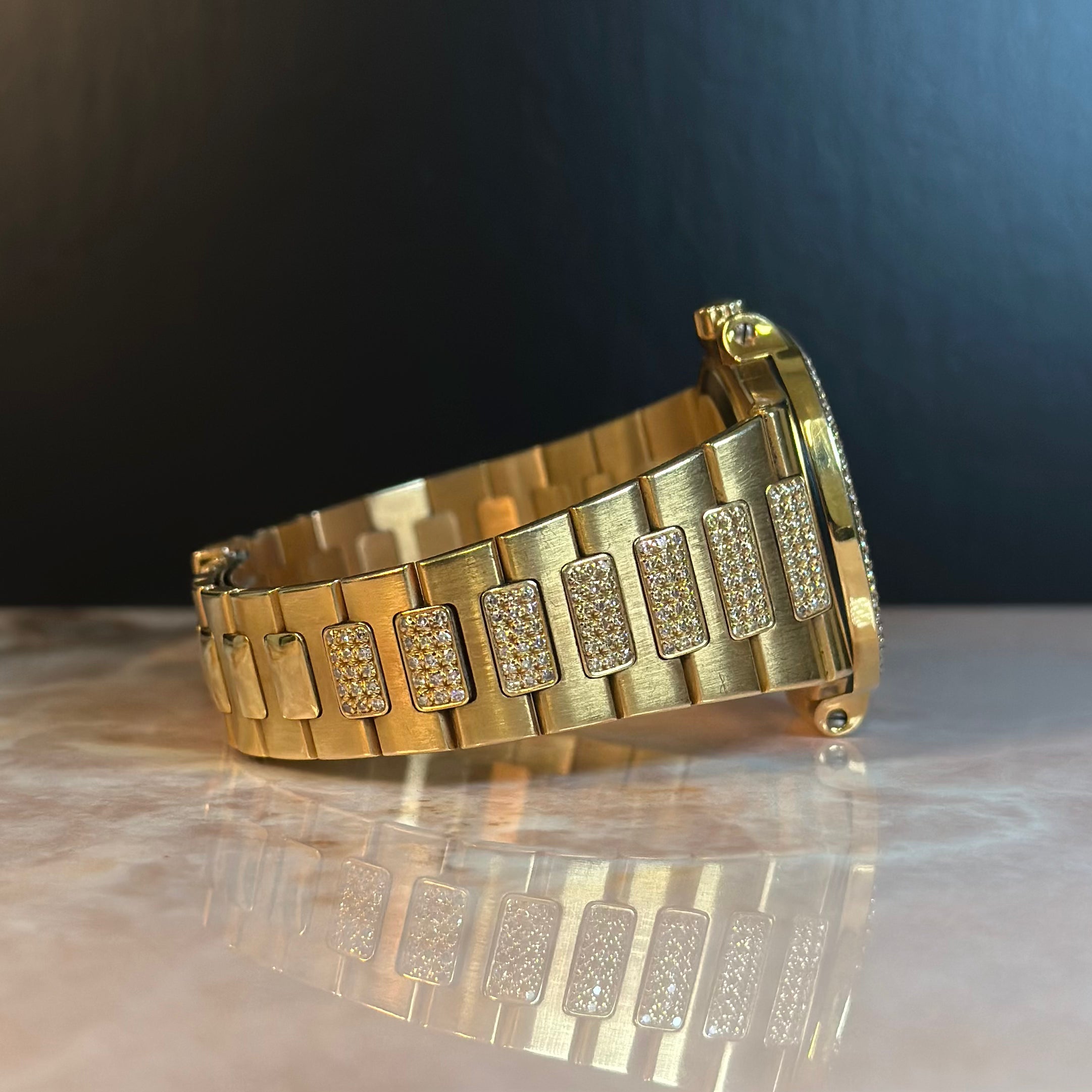 Patek Philippe Nautilus REF. 3800/105