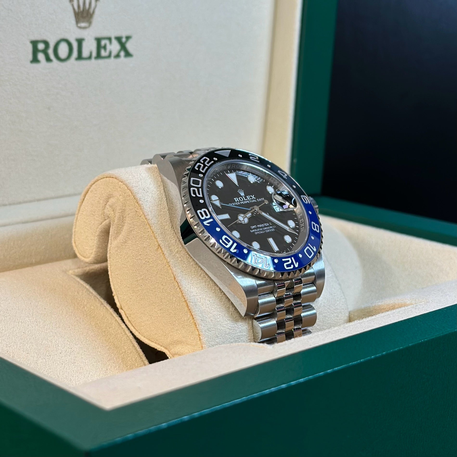 Rolex GMT-Master II REF. 126710BLNR "BATMAN" S. 7N