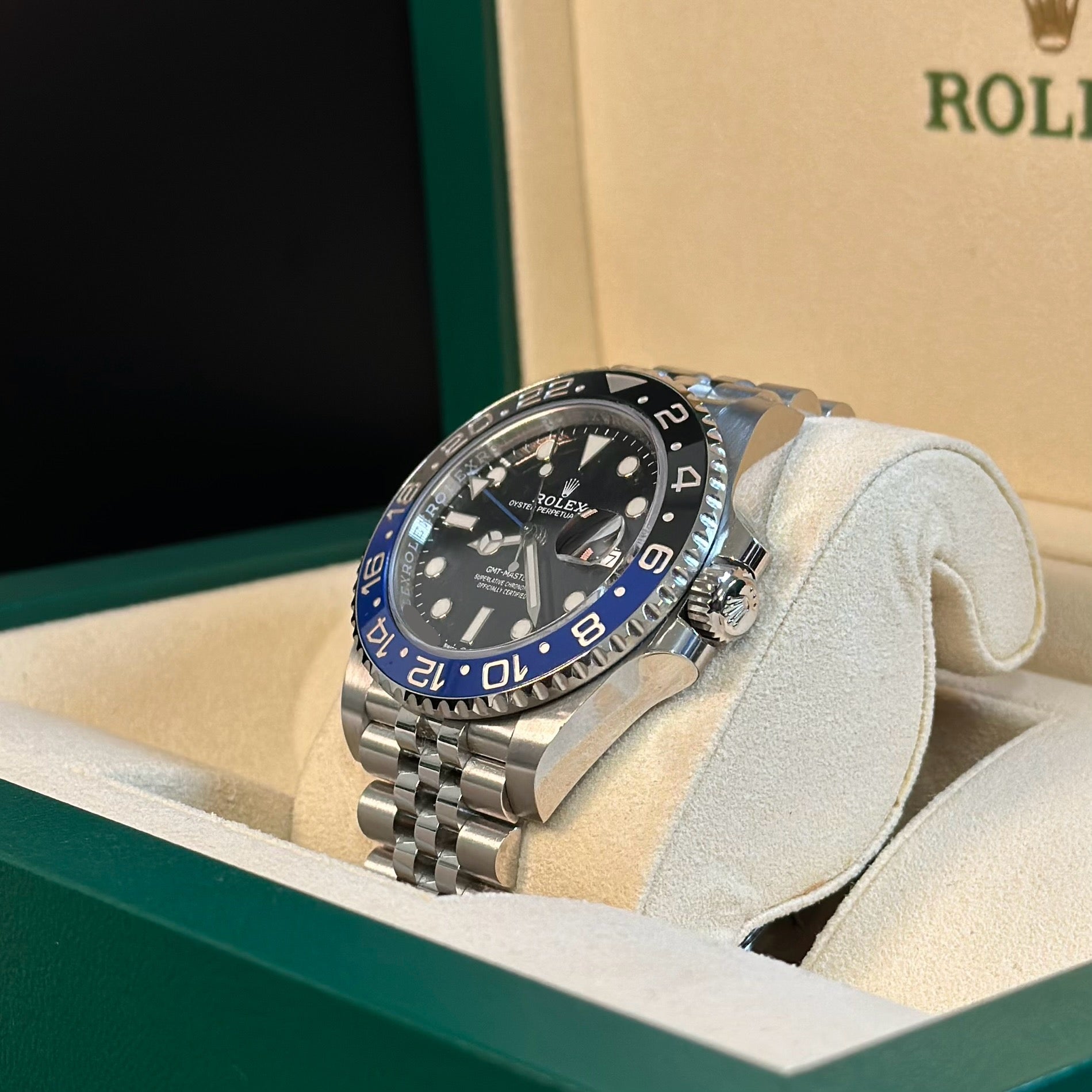 Rolex GMT-Master II REF. 126710BLNR "BATMAN" S. 7N