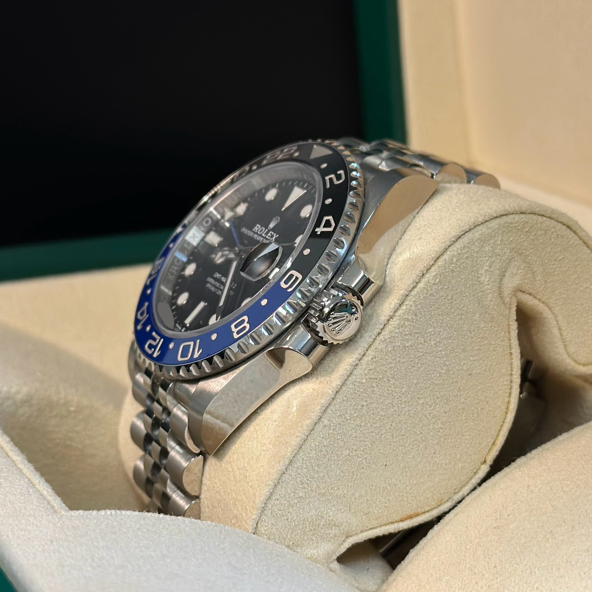 Rolex GMT-Master II REF. 126710BLNR "BATMAN" S. 7N
