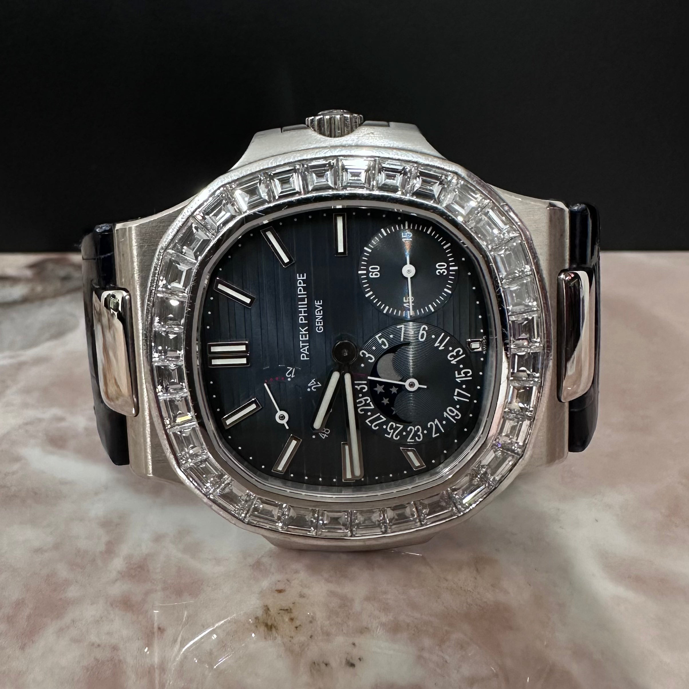 Patek Philippe Nautilus REF. 5722G-001