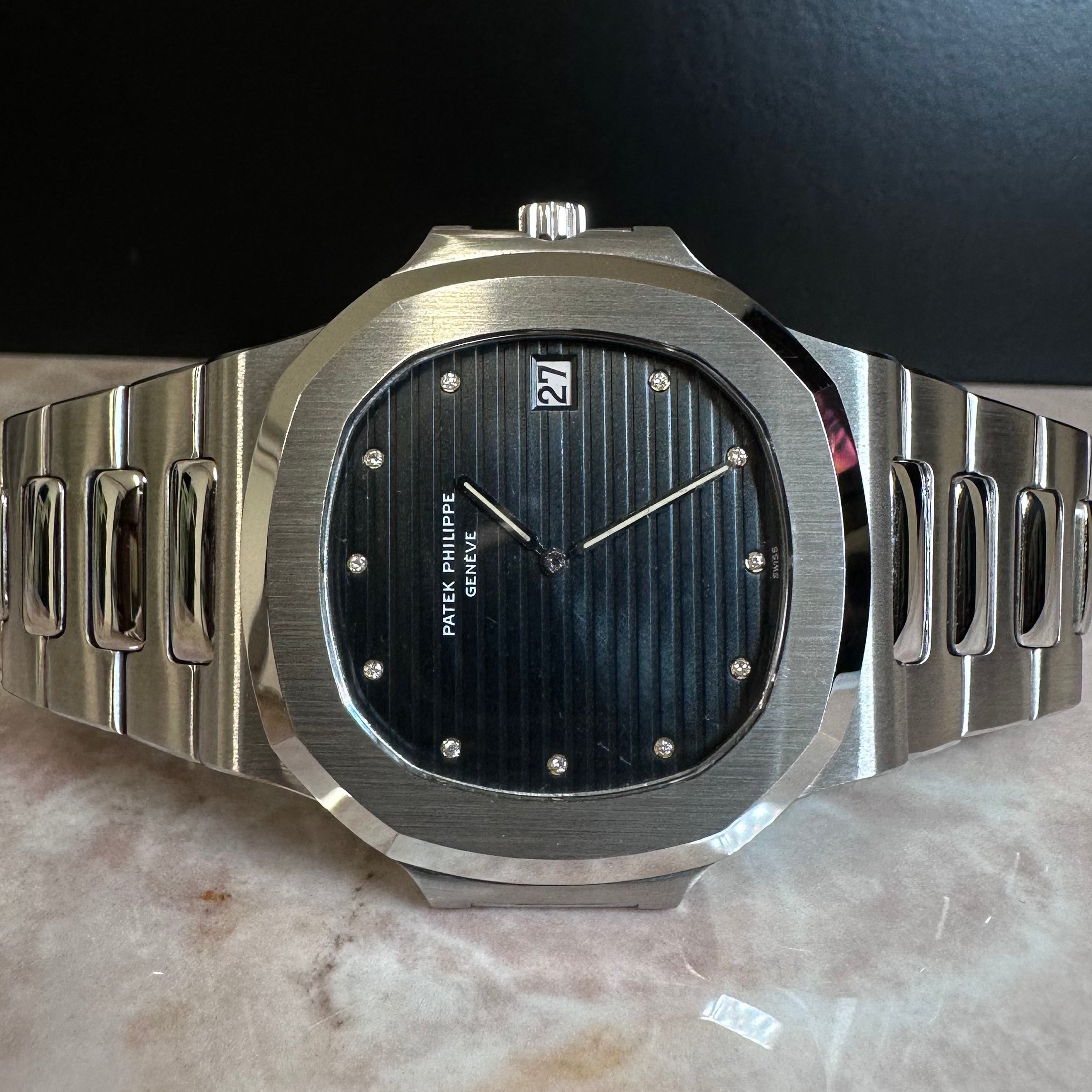 Nautilus Original diamond index dial REF. 3700/1