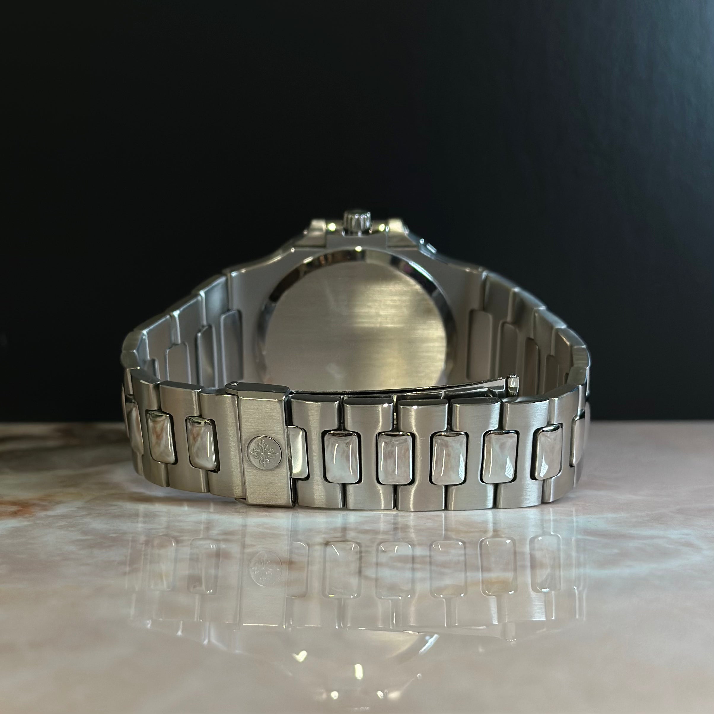 Nautilus Original diamond index dial REF. 3700/1