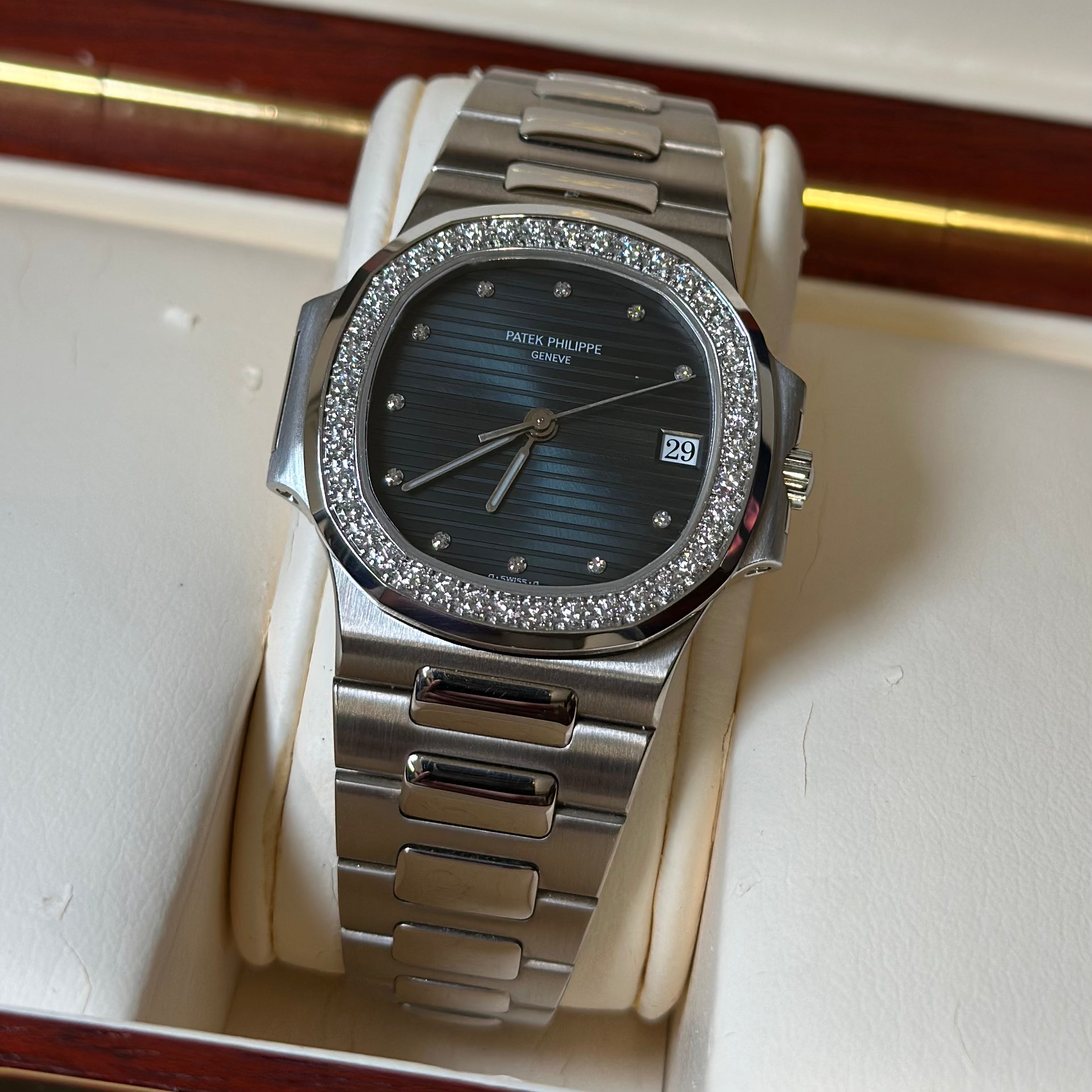 Patek Philippe Nautilus REF. 3800/003