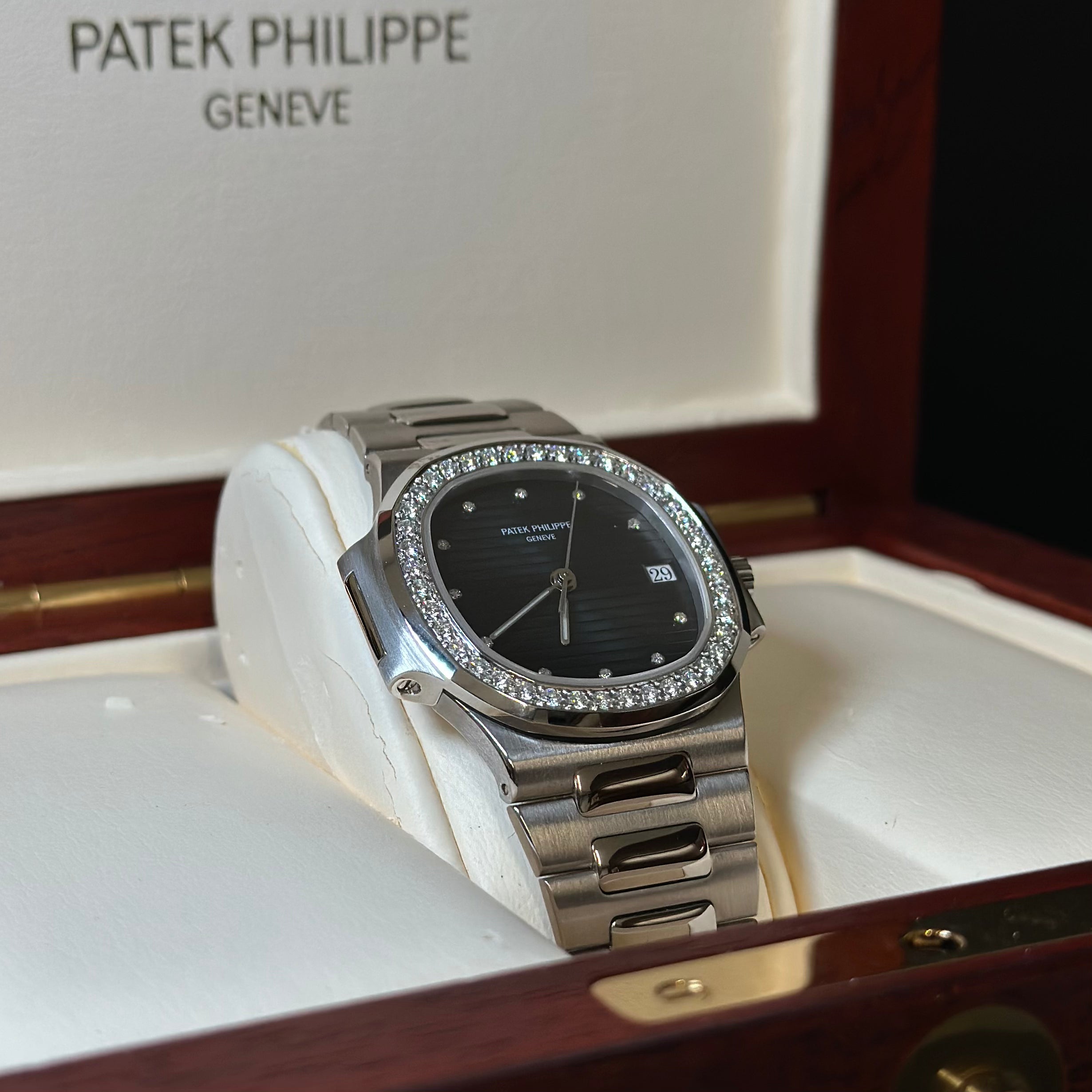 Patek Philippe Nautilus REF. 3800/003