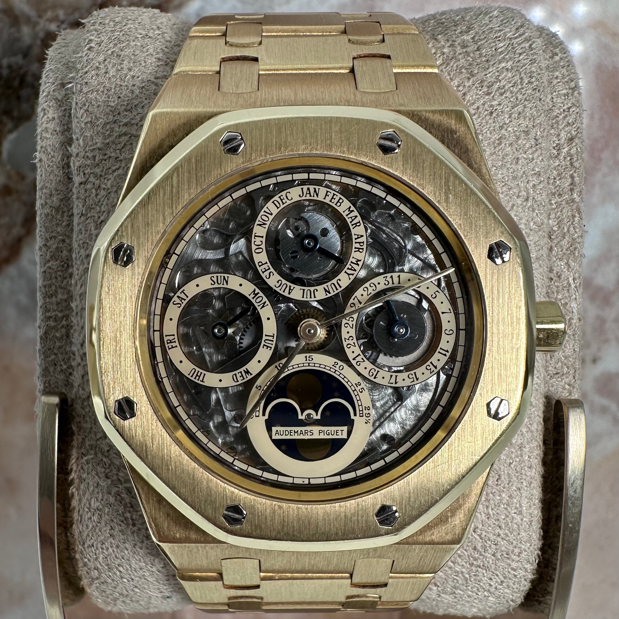 Royal Oak Perpetual Calendar Skeleton Dial REF. 25654BA