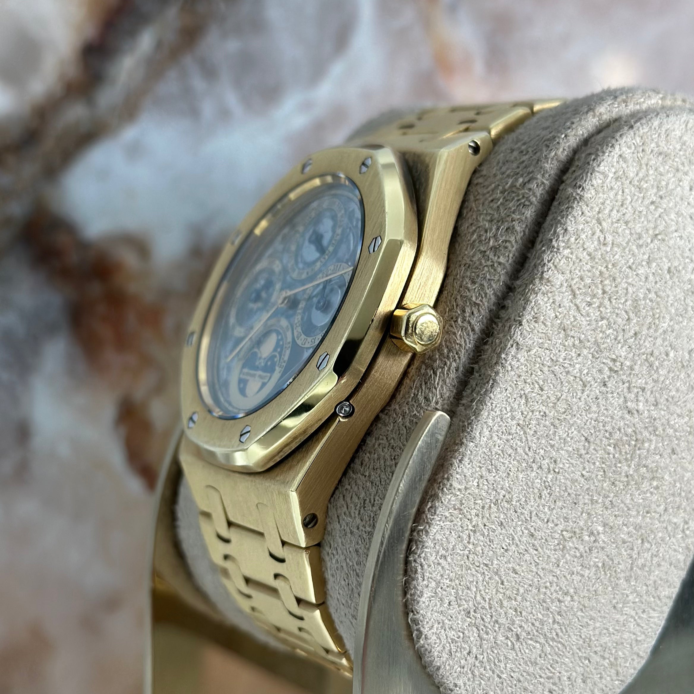 Royal Oak Perpetual Calendar Skeleton Dial REF. 25654BA