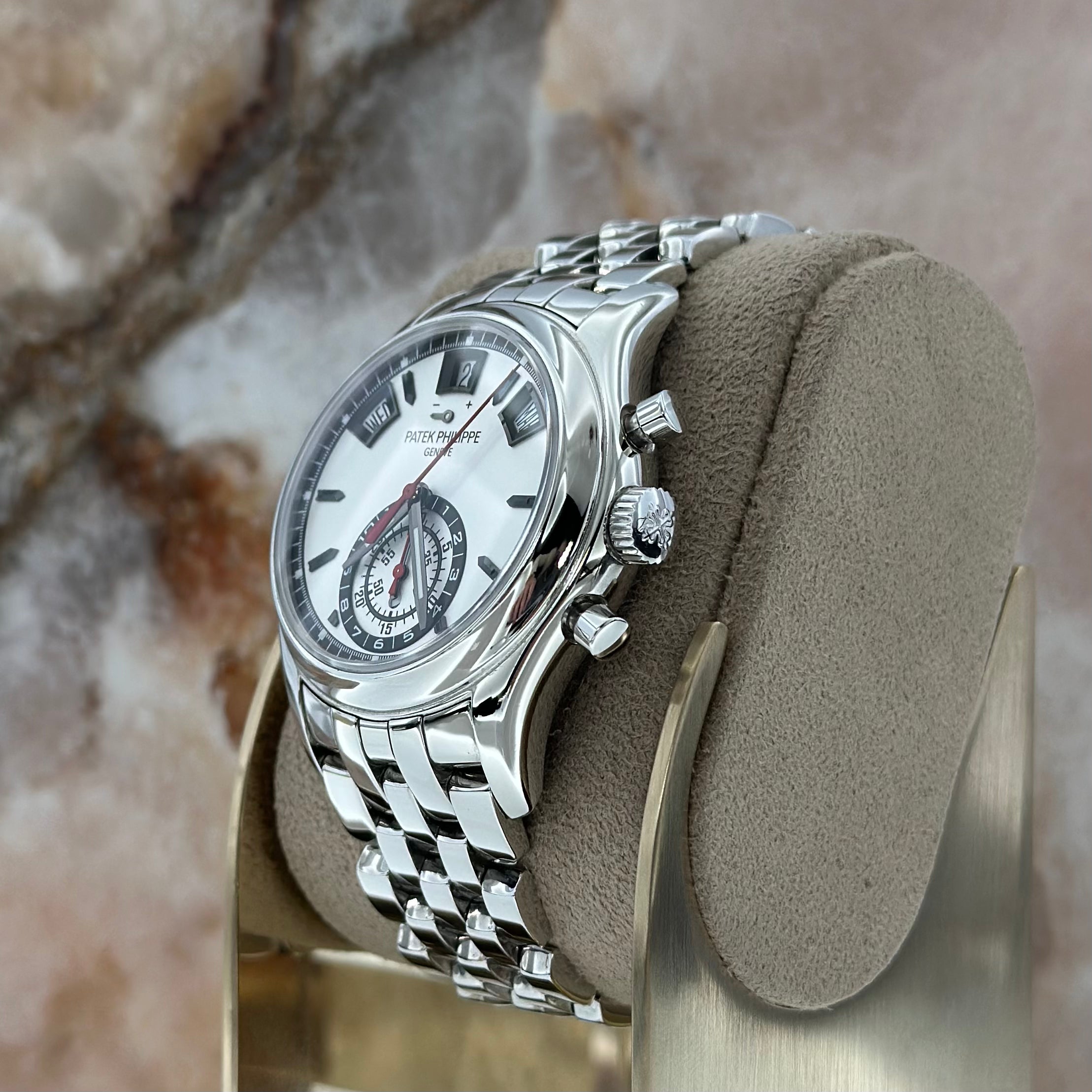 Annual Calendar Chronograph REF. 5960/1A