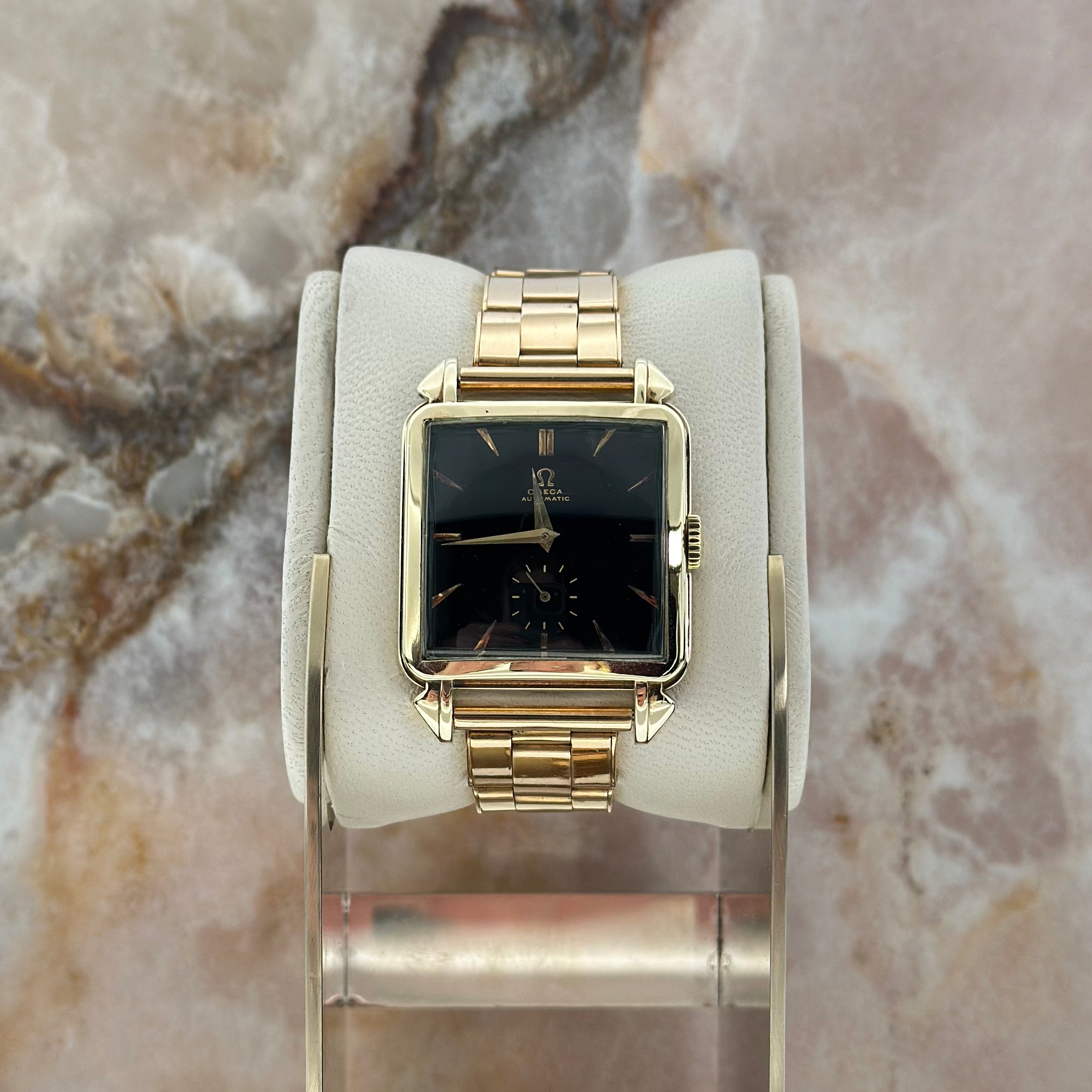 Omega Classic Vintage REF. 3903