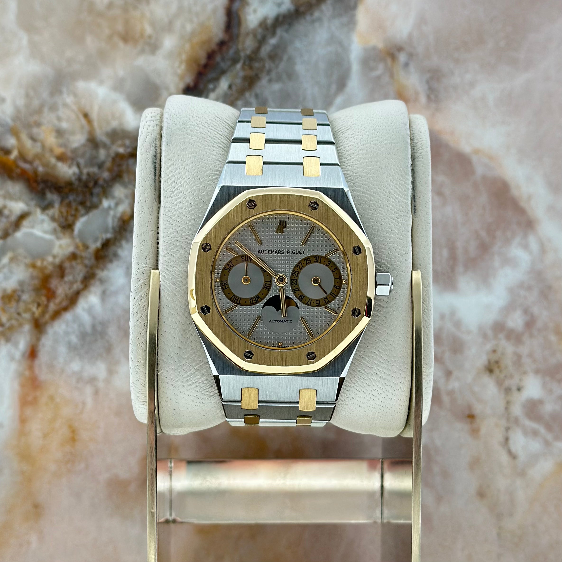 Royal Oak Day-Date REF. 25594SA