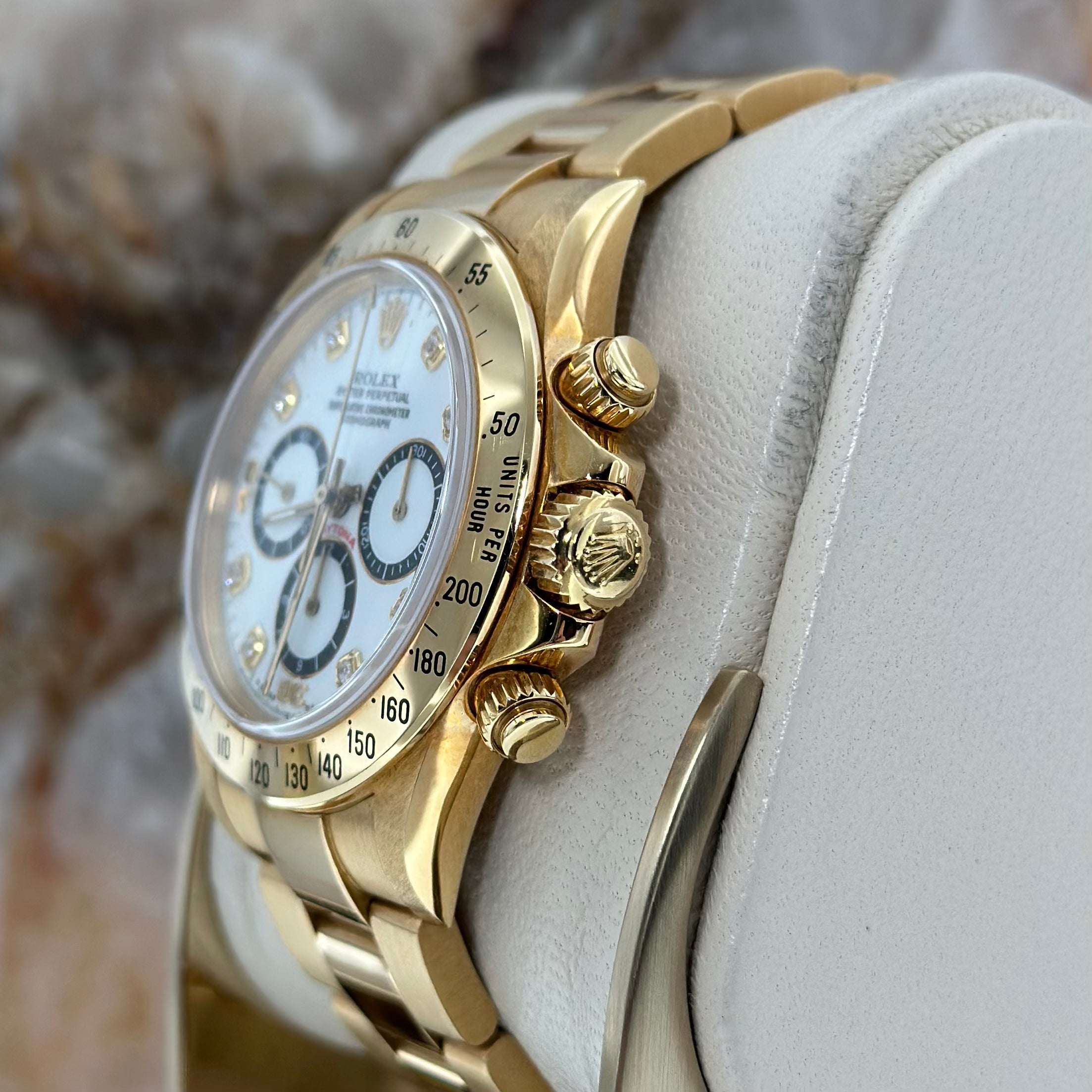 Daytona Porcelain Dial Diamonds index REF. 16528