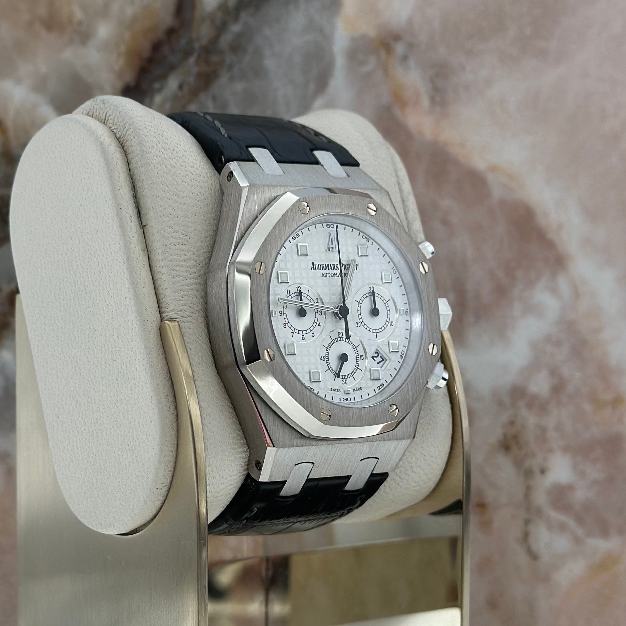 Royal Oak Chronograph REF. 26022BC.OO.D002CR.01