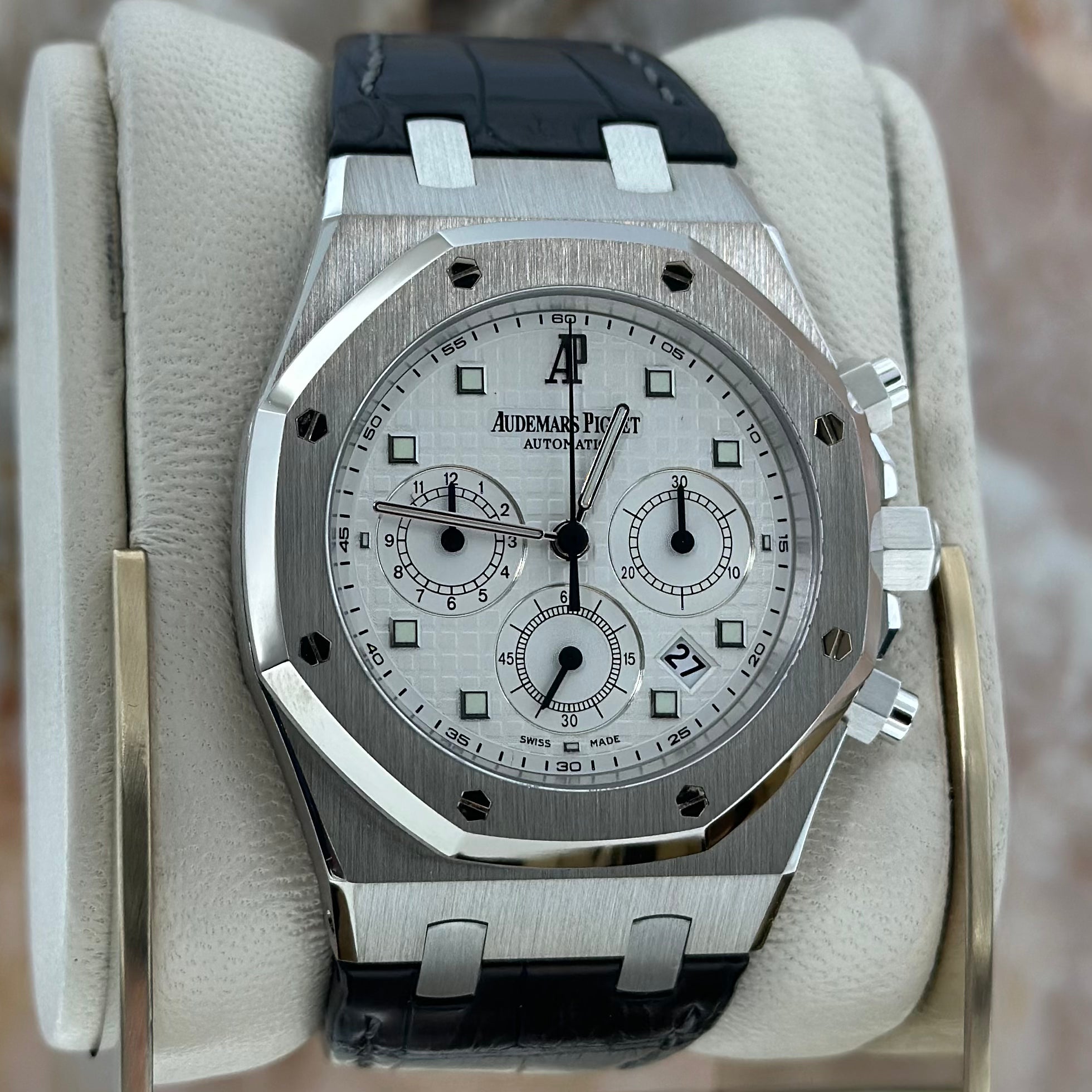 Royal Oak Chronograph REF. 26022BC.OO.D002CR.01