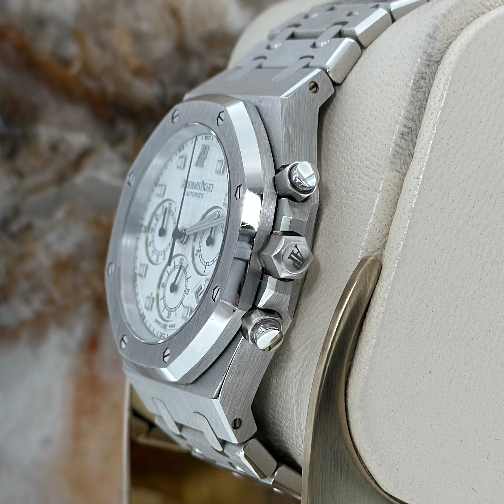 Royal Oak Chronograph REF. 25960BC.OO.1185BC.01