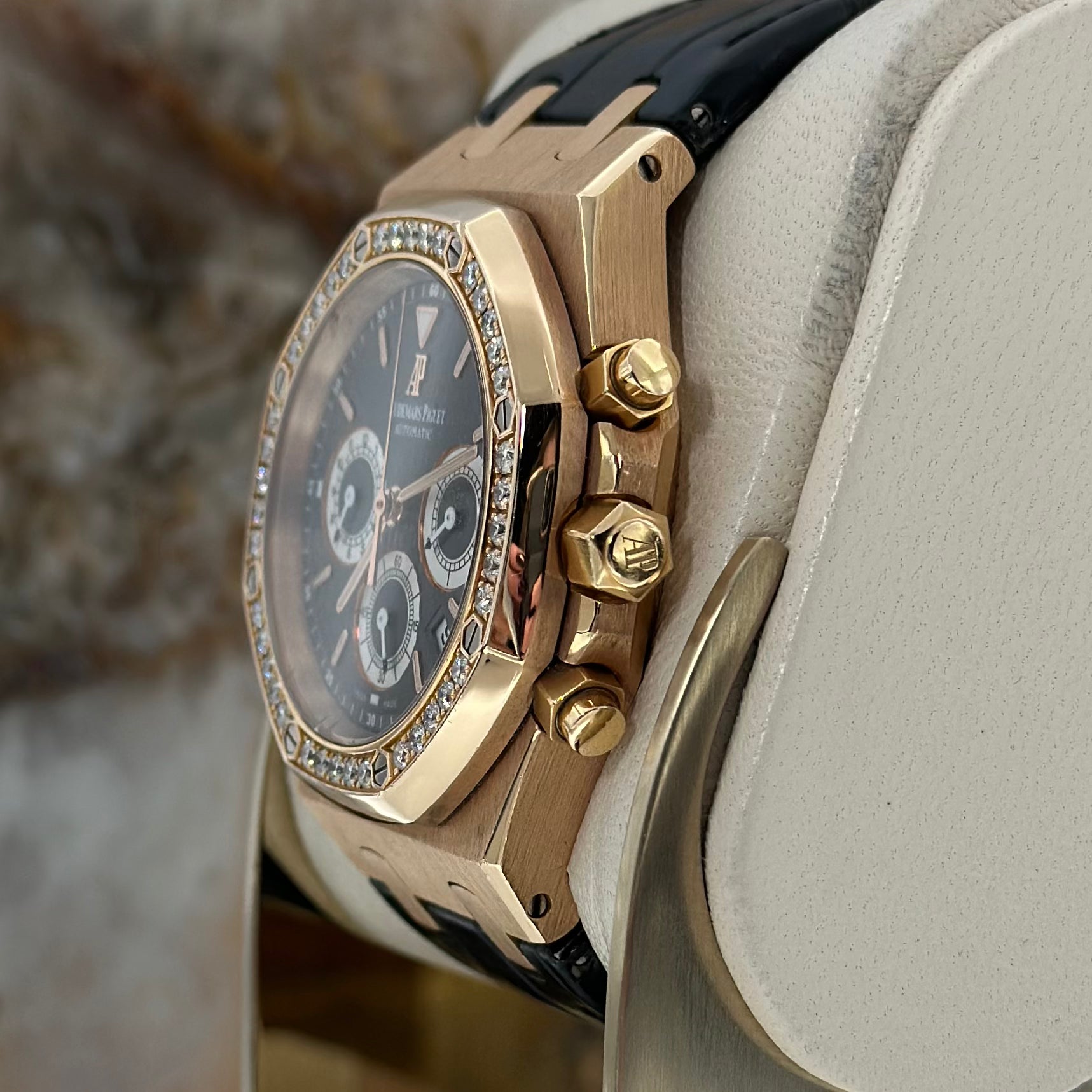 Royal Oak Chronograph REF. 26557OR.ZZ.D098CR.02