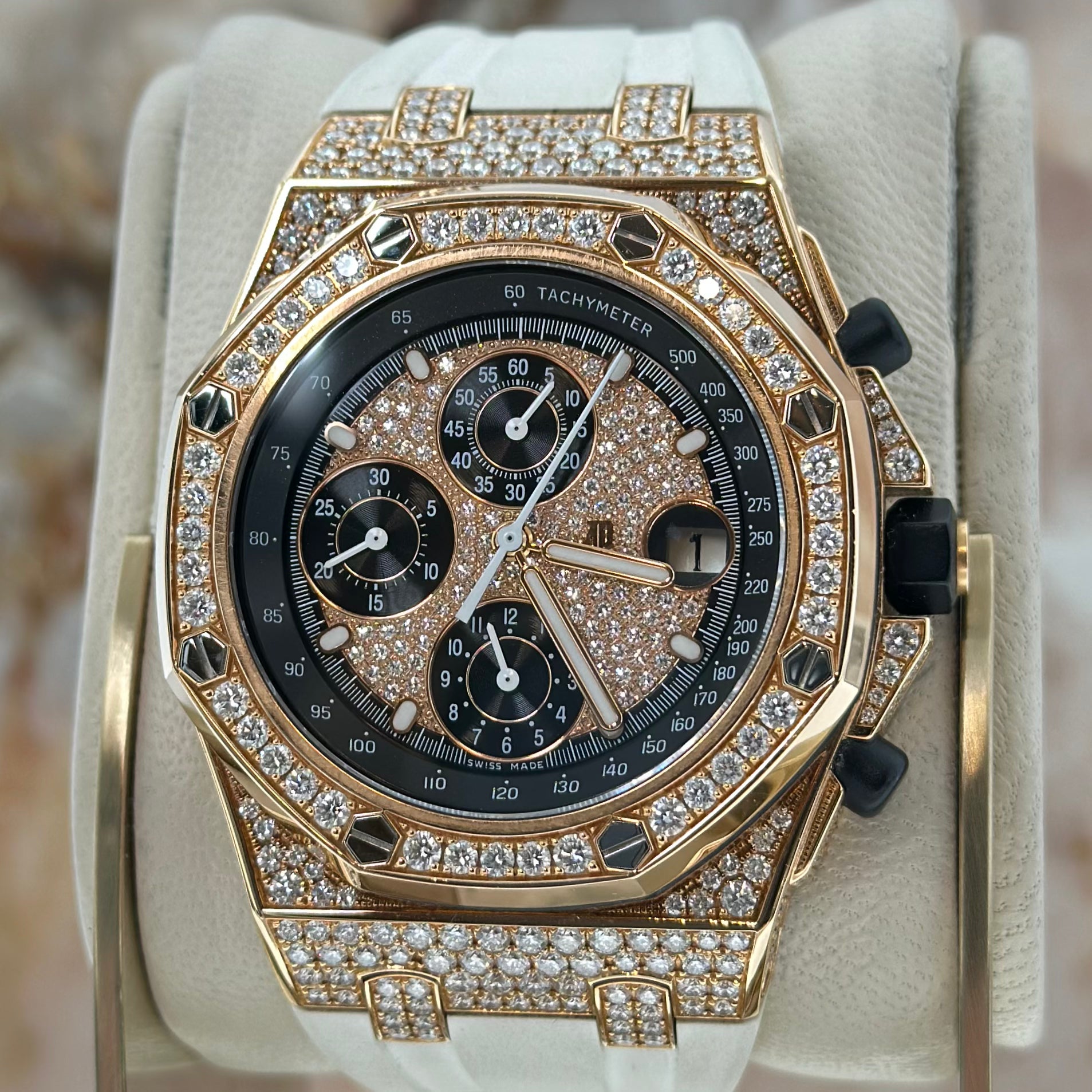 Royal Oak Offshore Factory Diamond Set REF. 26067OR.ZZ.D002CR.01