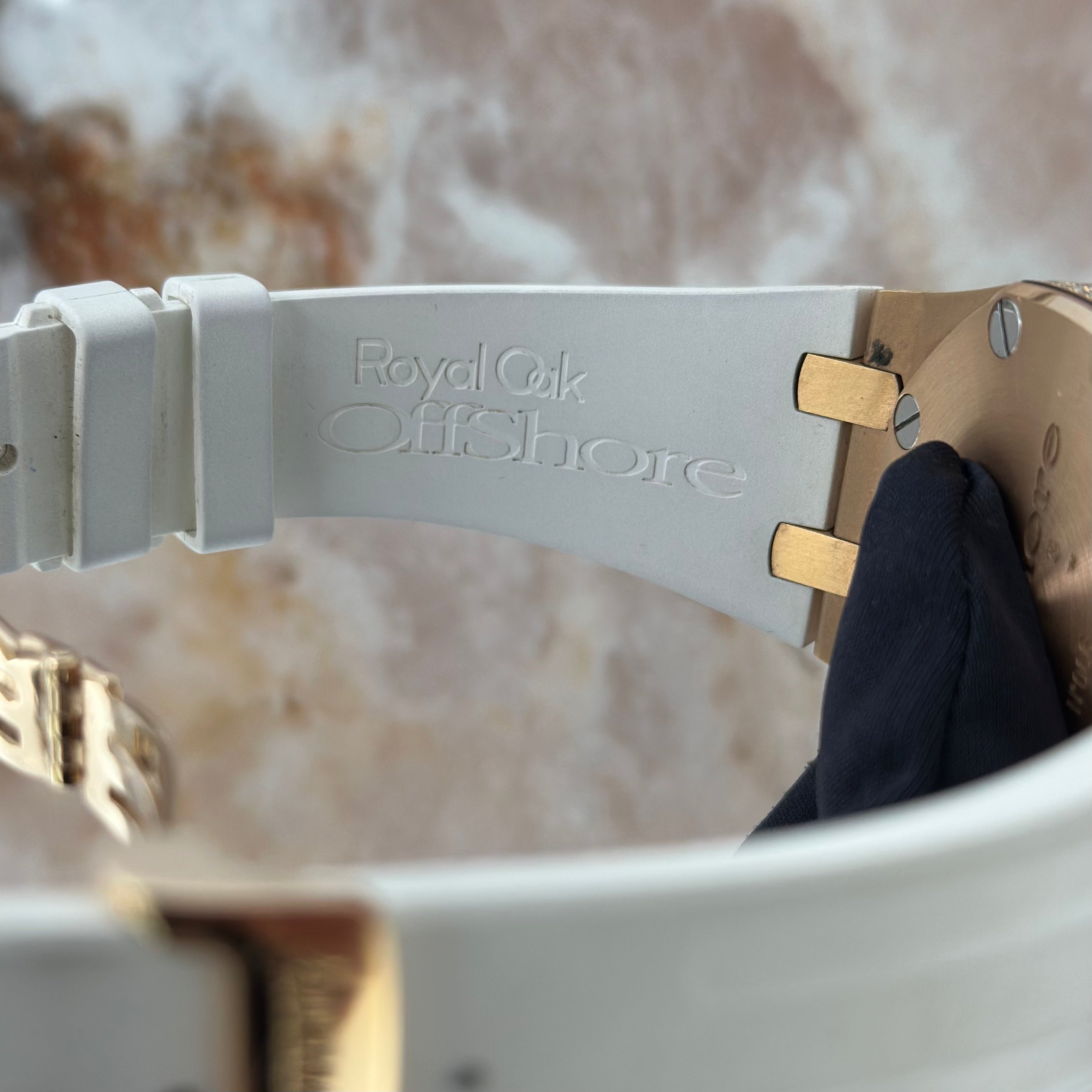 Royal Oak Offshore Factory Diamond Set REF. 26067OR.ZZ.D002CR.01