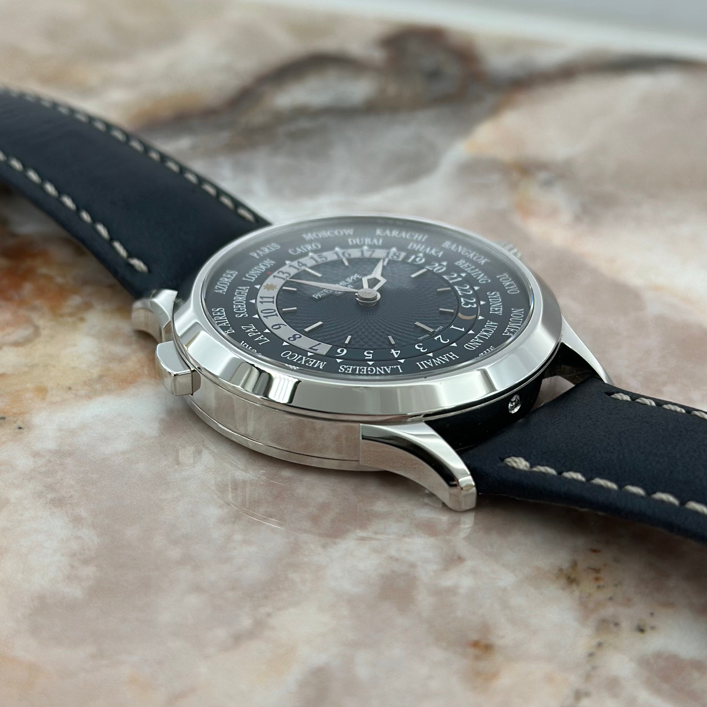 Patek Philippe World Time REF. 5230P-001