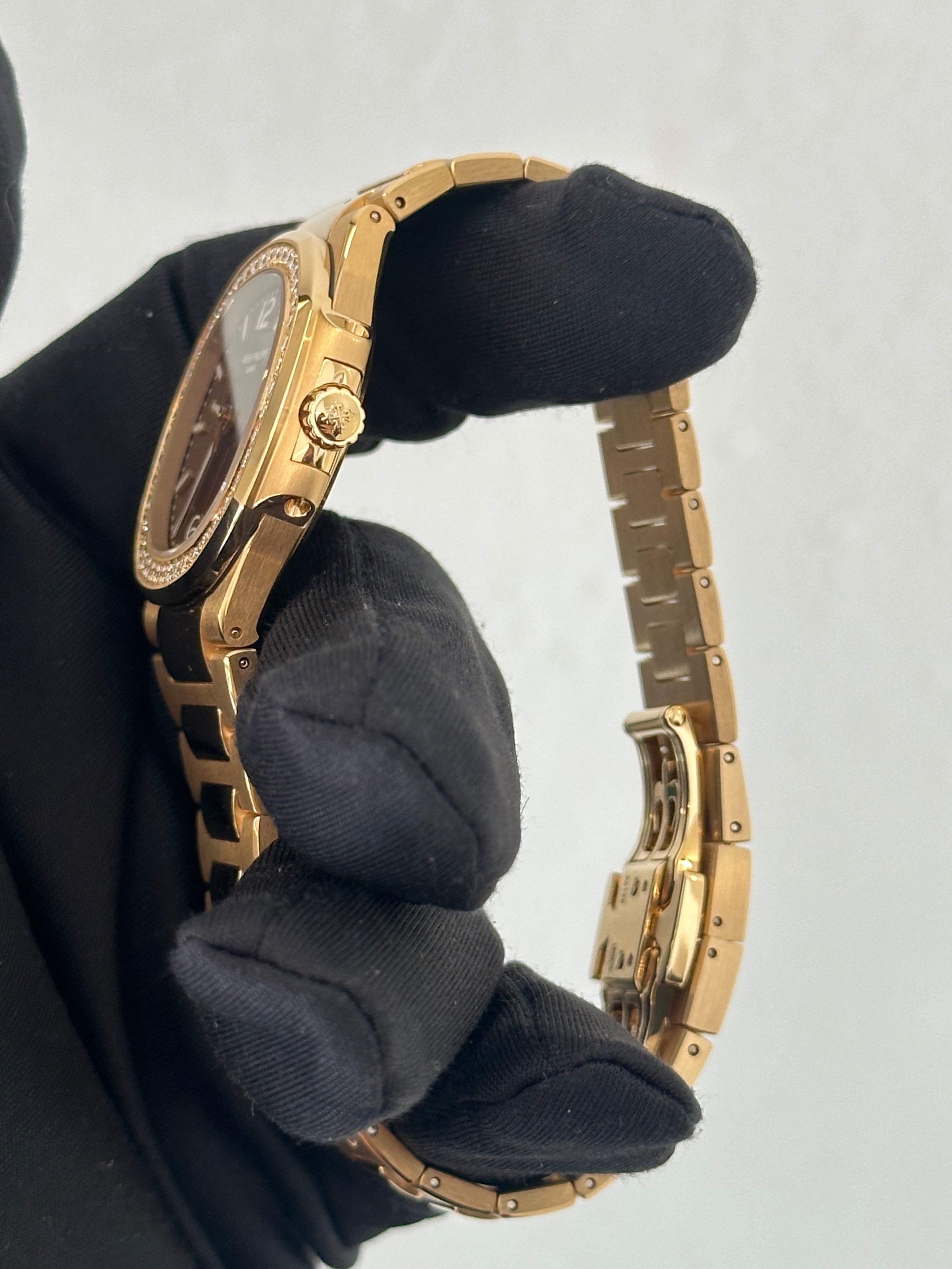 Nautilus REF. 7010 FULL SET