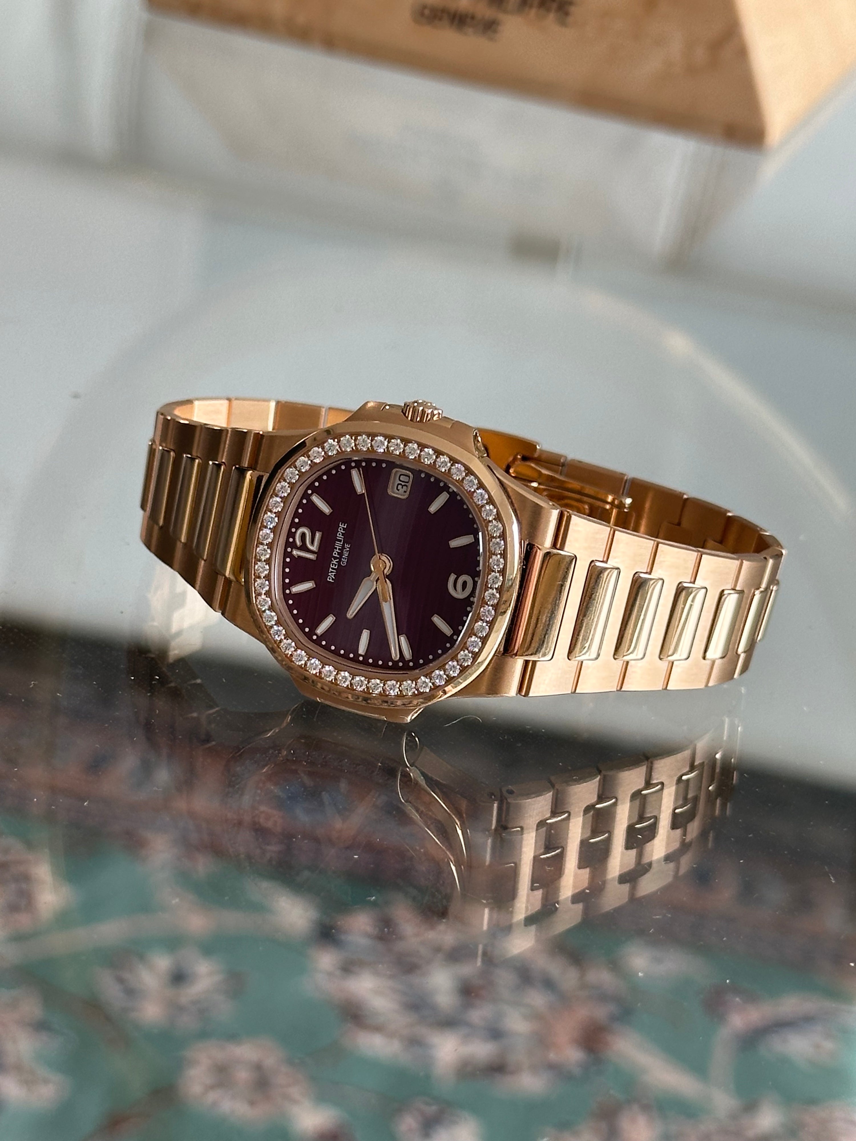 Nautilus REF. 7010 FULL SET