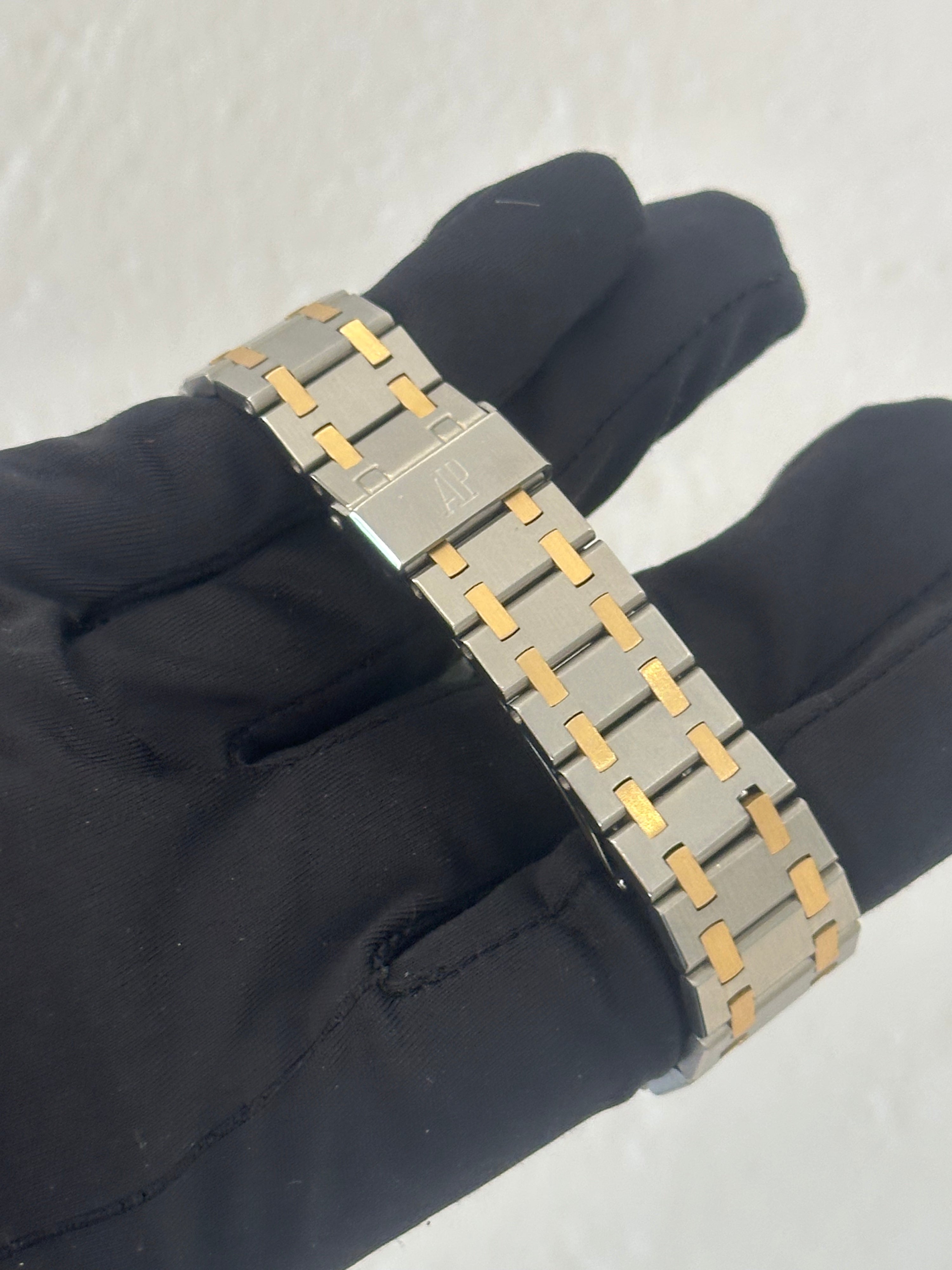 Royal Oak Day-Date REF. 25594SA