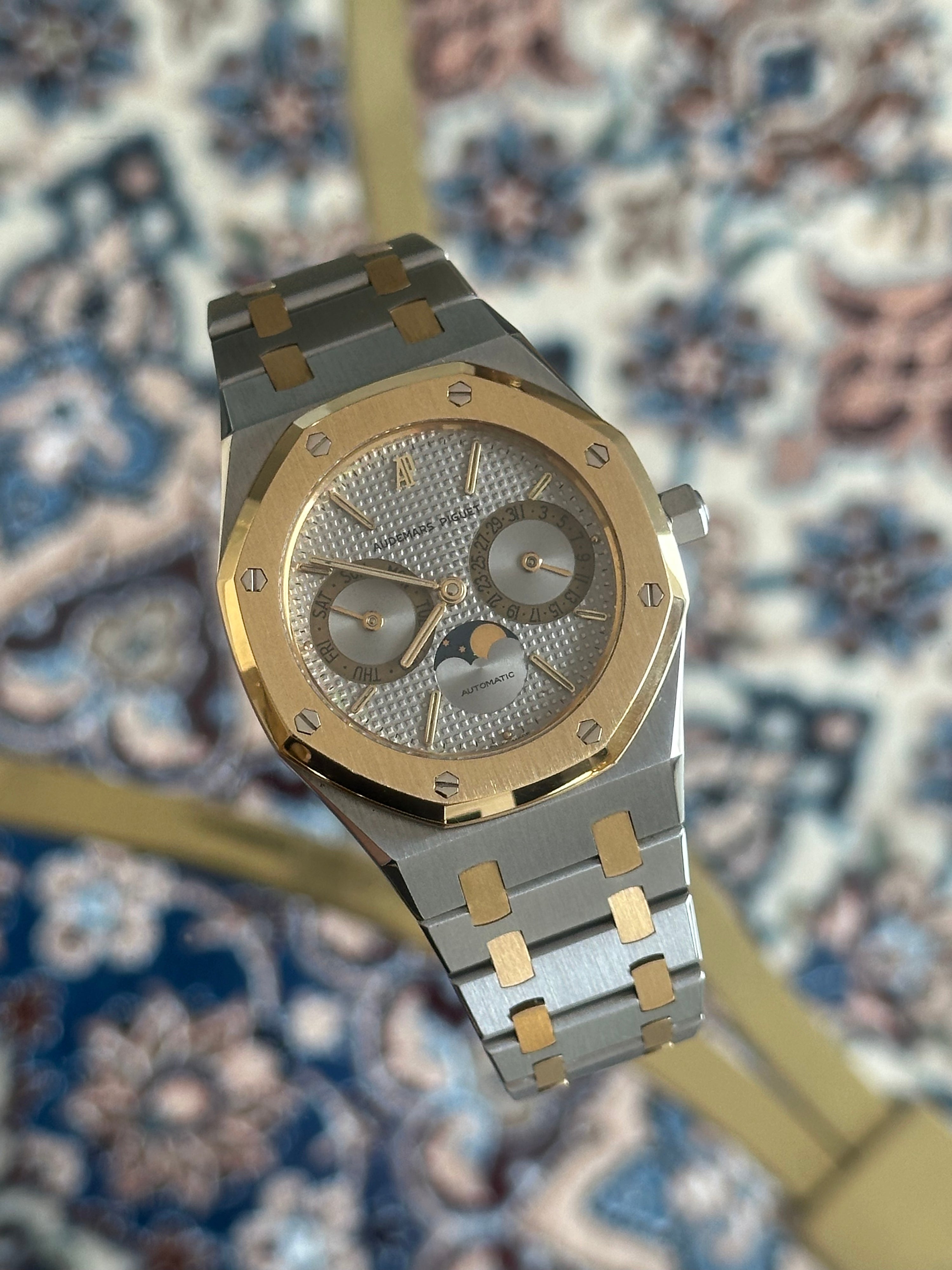 Royal Oak Day-Date REF. 25594SA