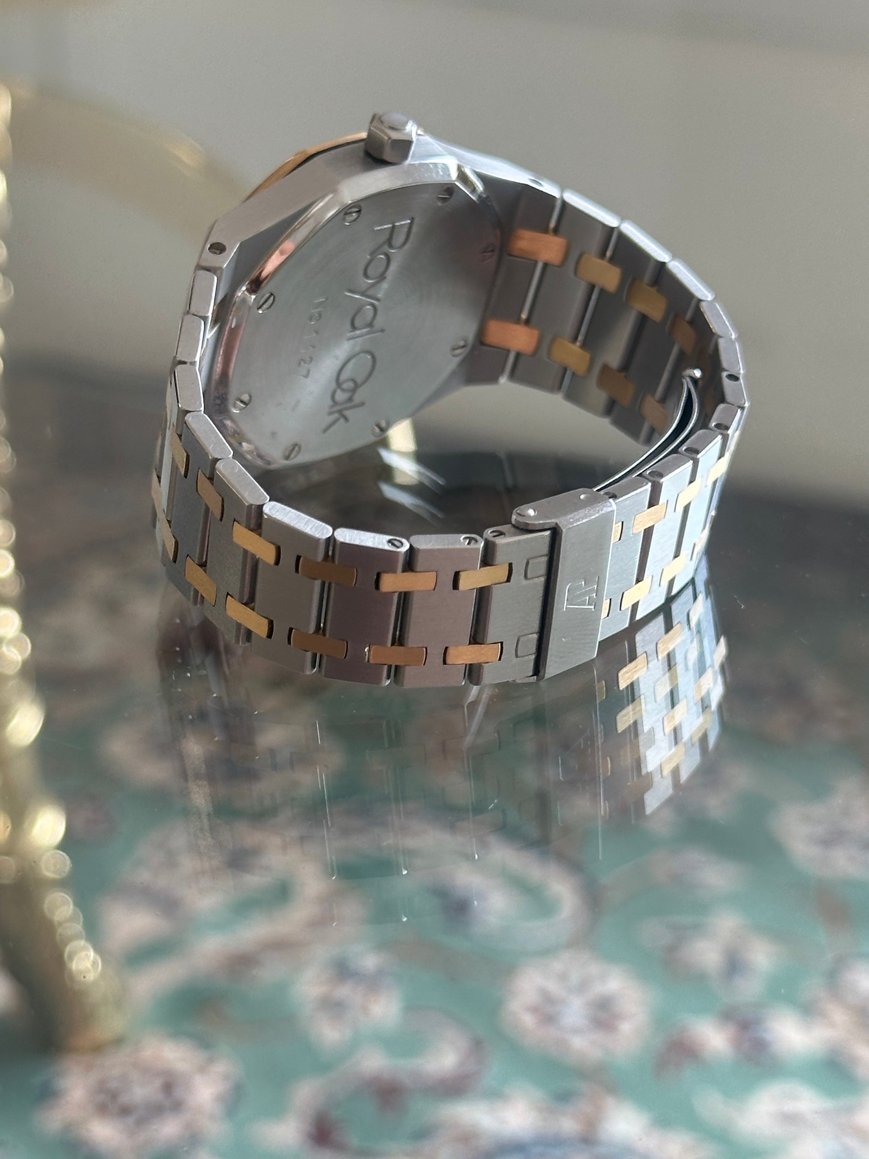 Royal Oak Day-Date REF. 25594SA