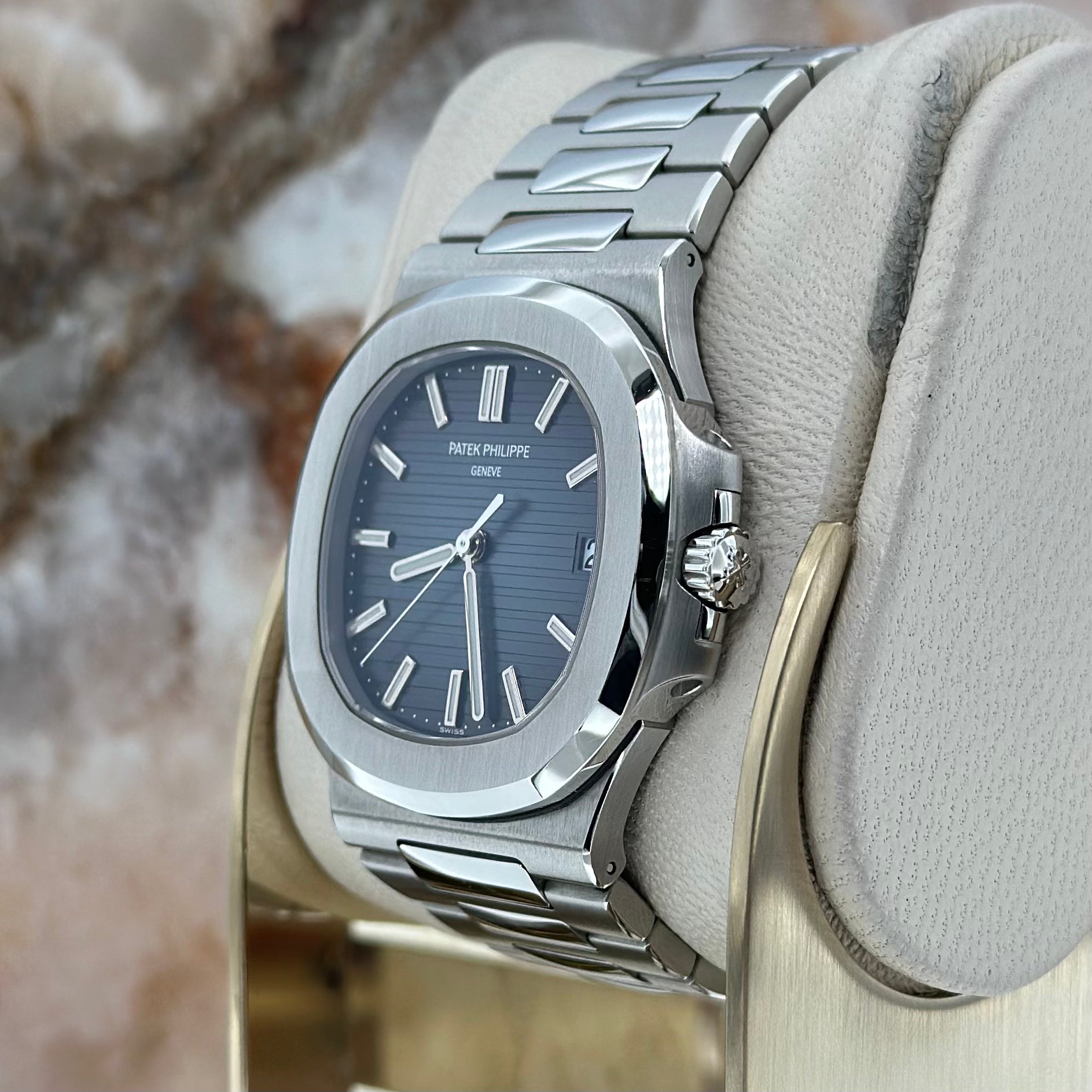 Patek Philippe Nautilus REF. 5711/1A-010