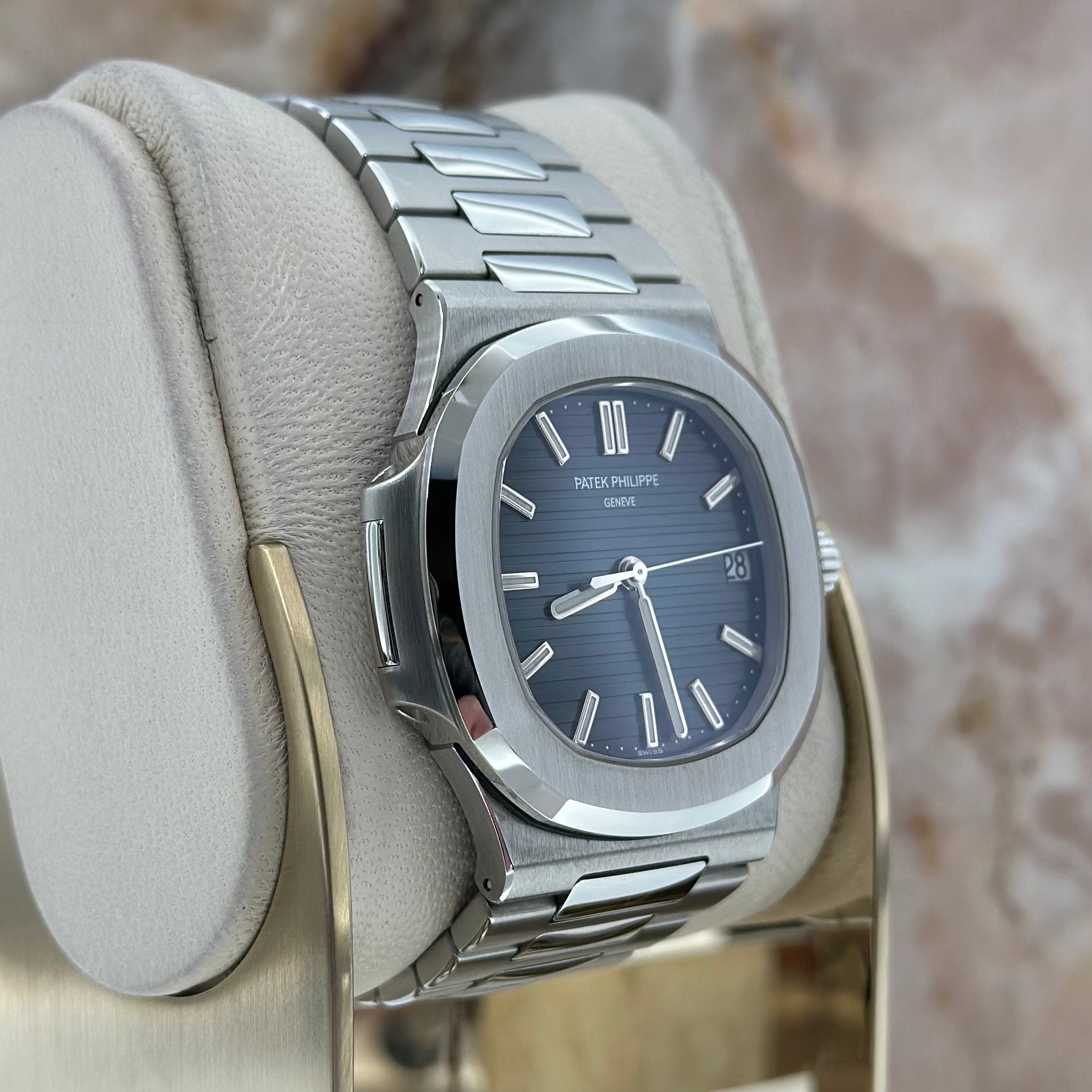 Patek Philippe Nautilus REF. 5711/1A-010