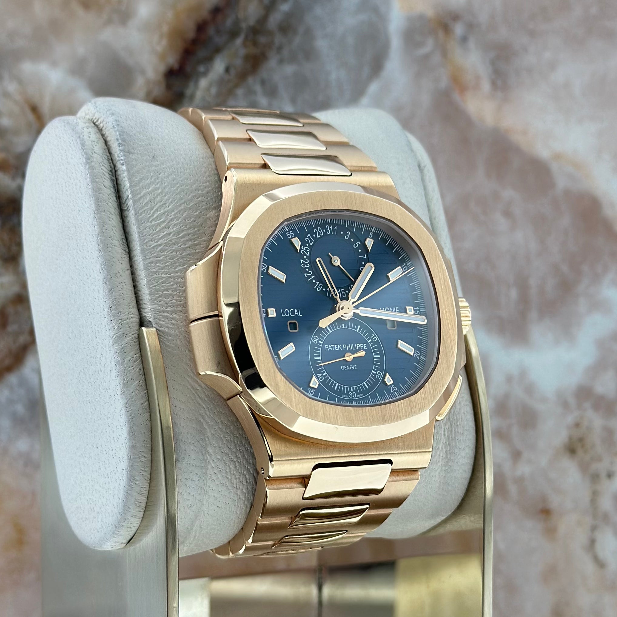 Nautilus Travel Time REF. 5990/1R-001