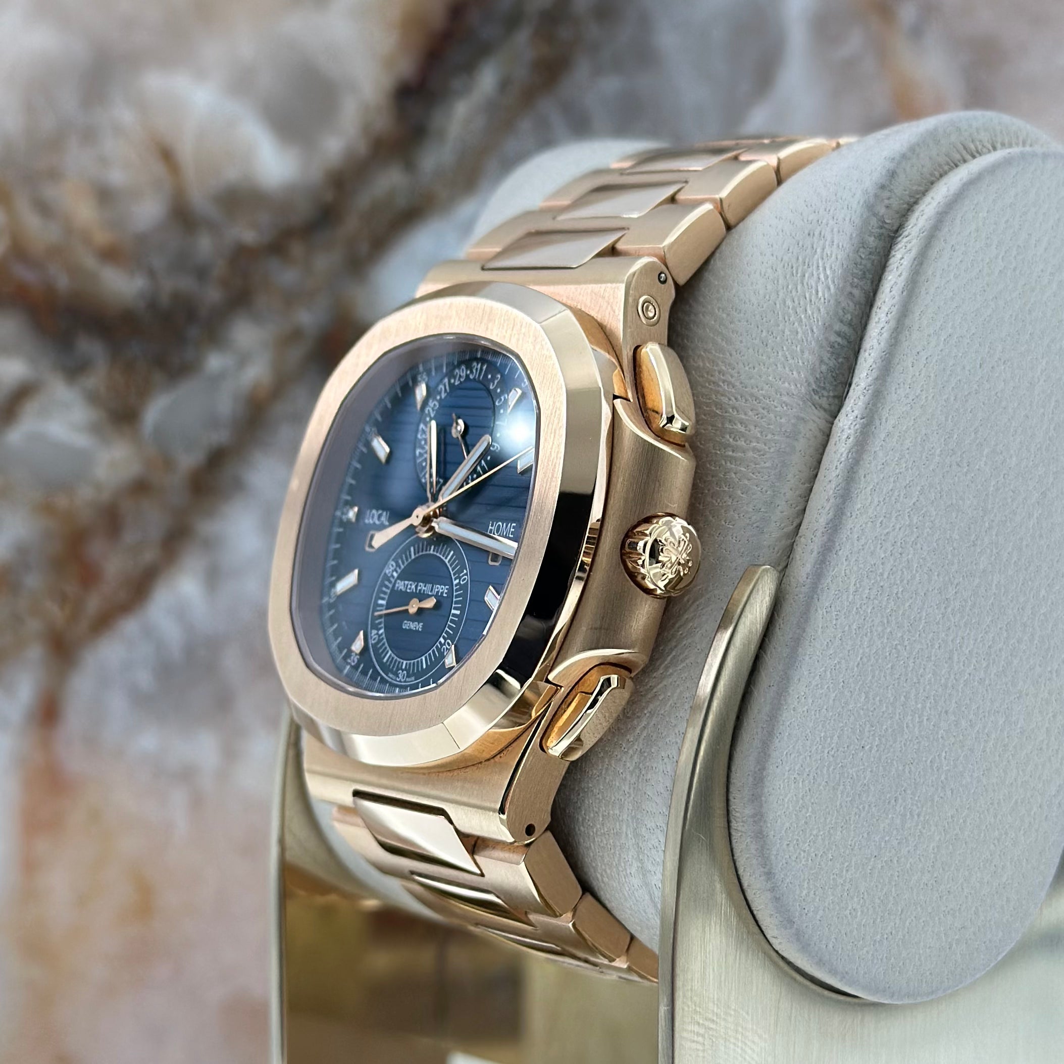 Nautilus Travel Time REF. 5990/1R-001