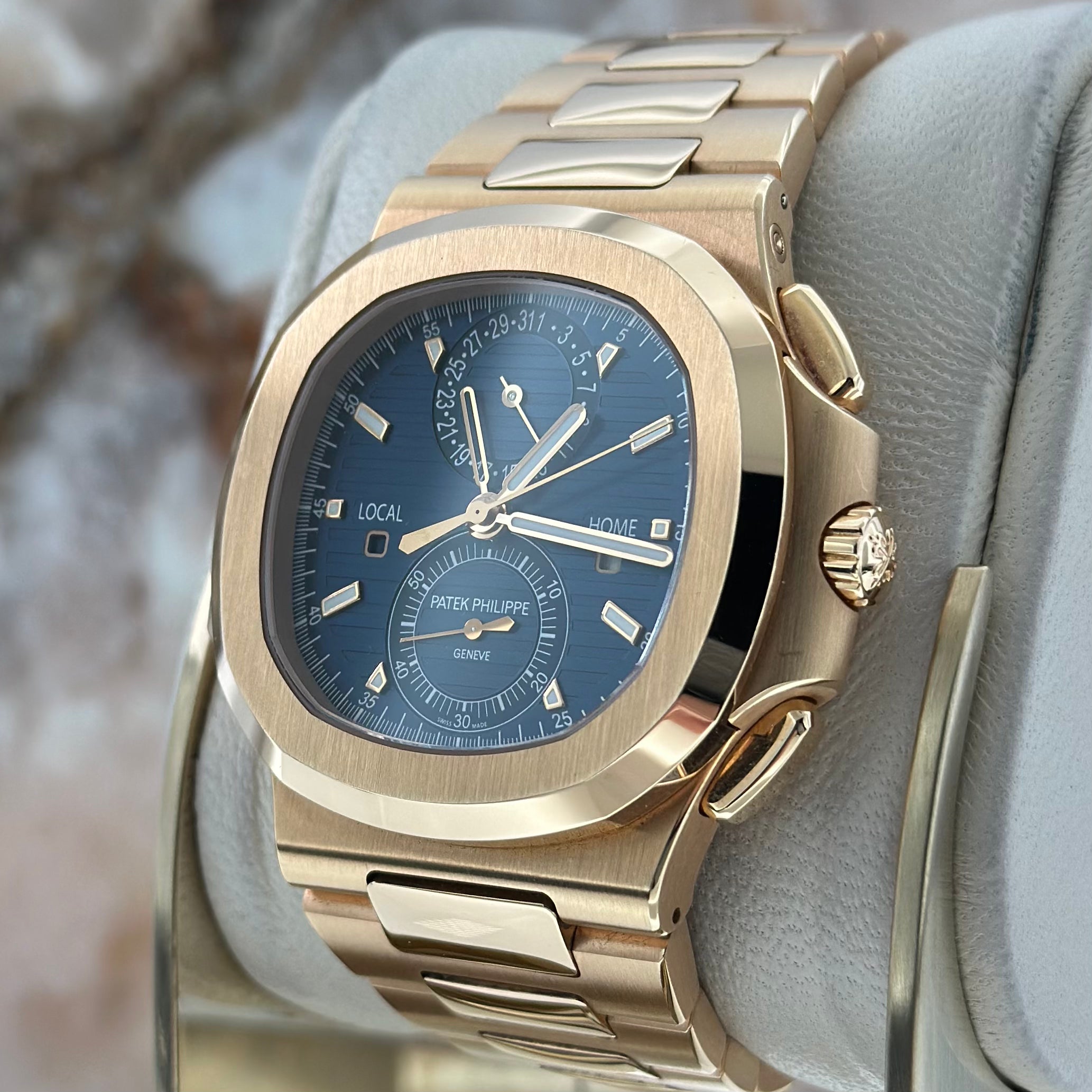 Nautilus Travel Time REF. 5990/1R-001